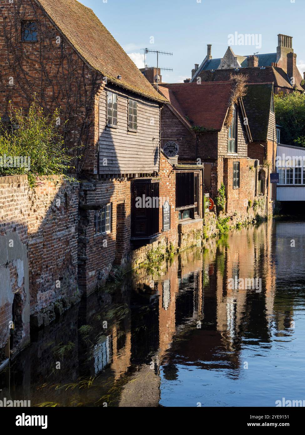 The Great Stour, River and Historic Buildings, Canterbury, Kent, Angleterre, Royaume-Uni, GB. Banque D'Images