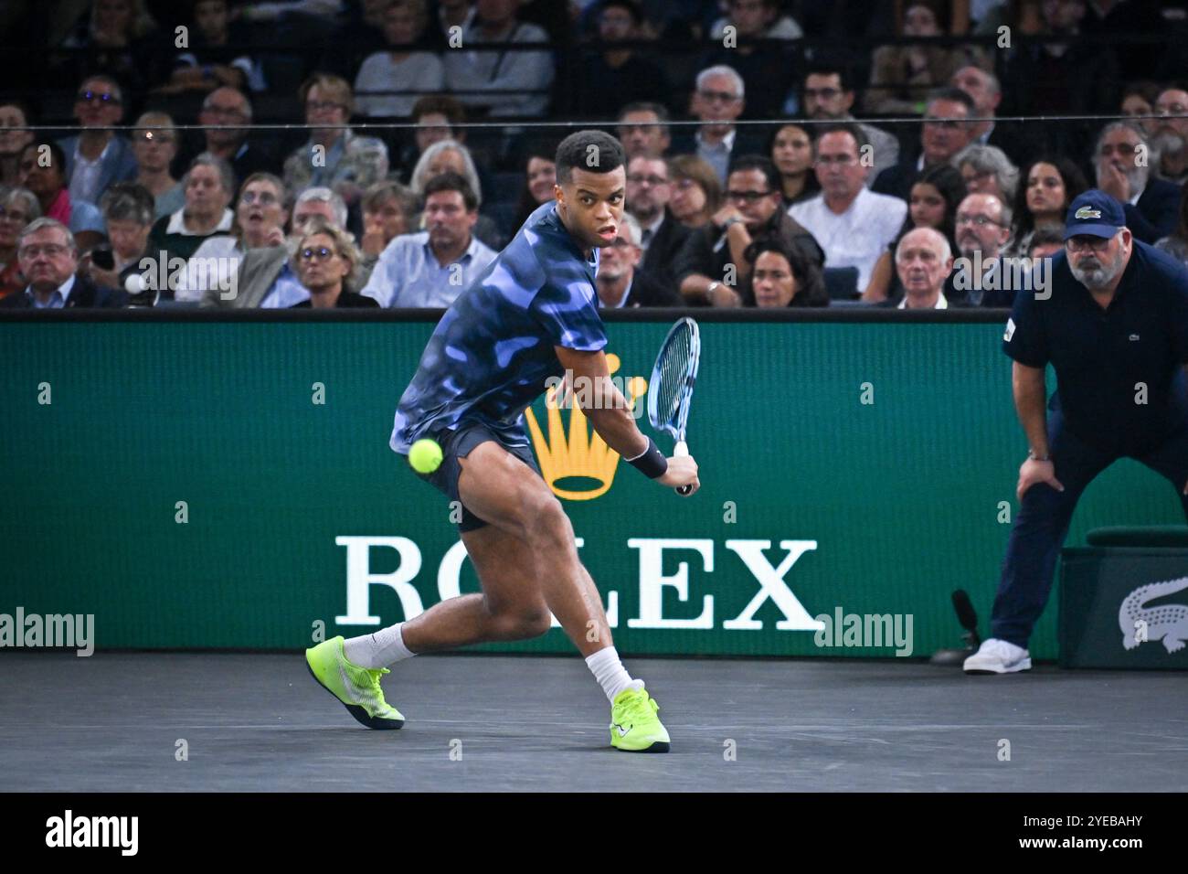 Paris, France. 30 octobre 2024. Giovanni Mpetshi Perricard, joueur de tennis français, lors de la deuxième manche du Rolex Paris Masters à Bercy, Paris, France, le 30 octobre 2024. Photo de Tomas Stevens/ABACAPRESS. COM Credit : Abaca Press/Alamy Live News Banque D'Images