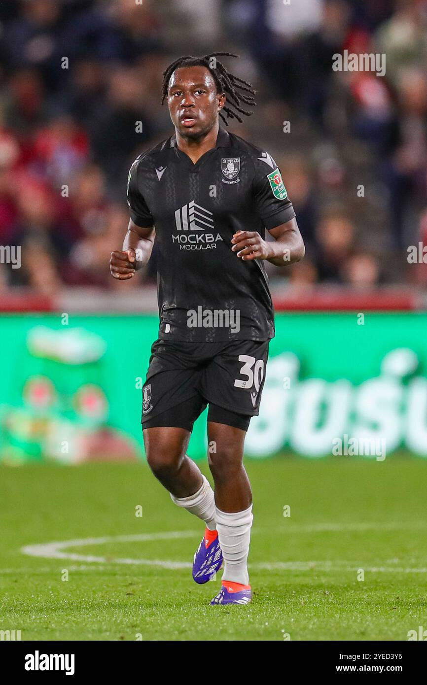 Sheffield mercredi milieu de terrain Sean Fusire (30) pendant le match Brentford FC contre Sheffield mercredi FC Carabao Cup Round of 16 au Gtech Community Stadium, Londres, Angleterre, Royaume-Uni le 29 octobre 2024 crédit : Every second Media/Alamy Live News Banque D'Images