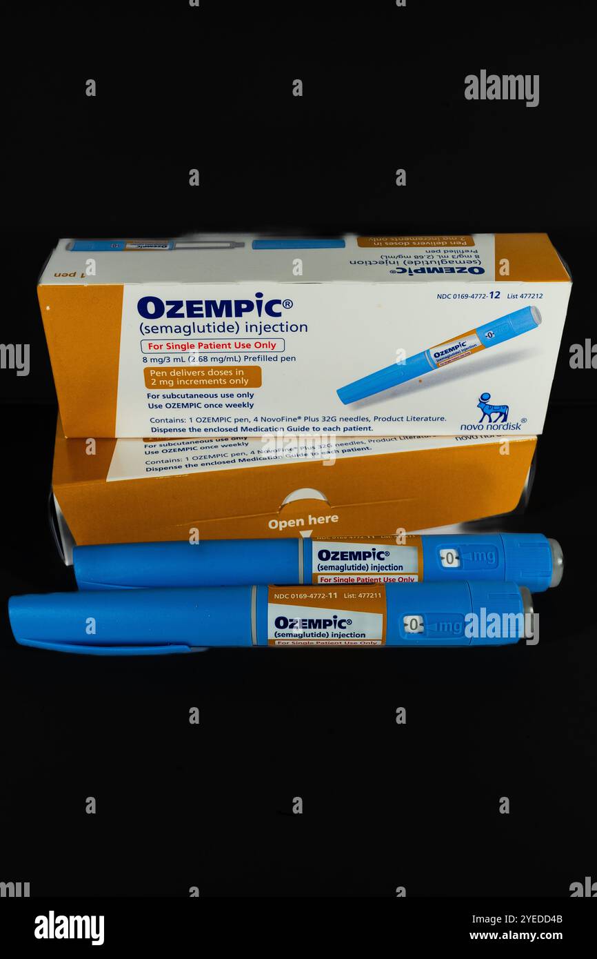 York, PA, États-Unis – 30 octobre 2024 : Ozempic est un médicament contre le diabète pour contrôler la glycémie et est également prescrit pour la perte de poids. Banque D'Images