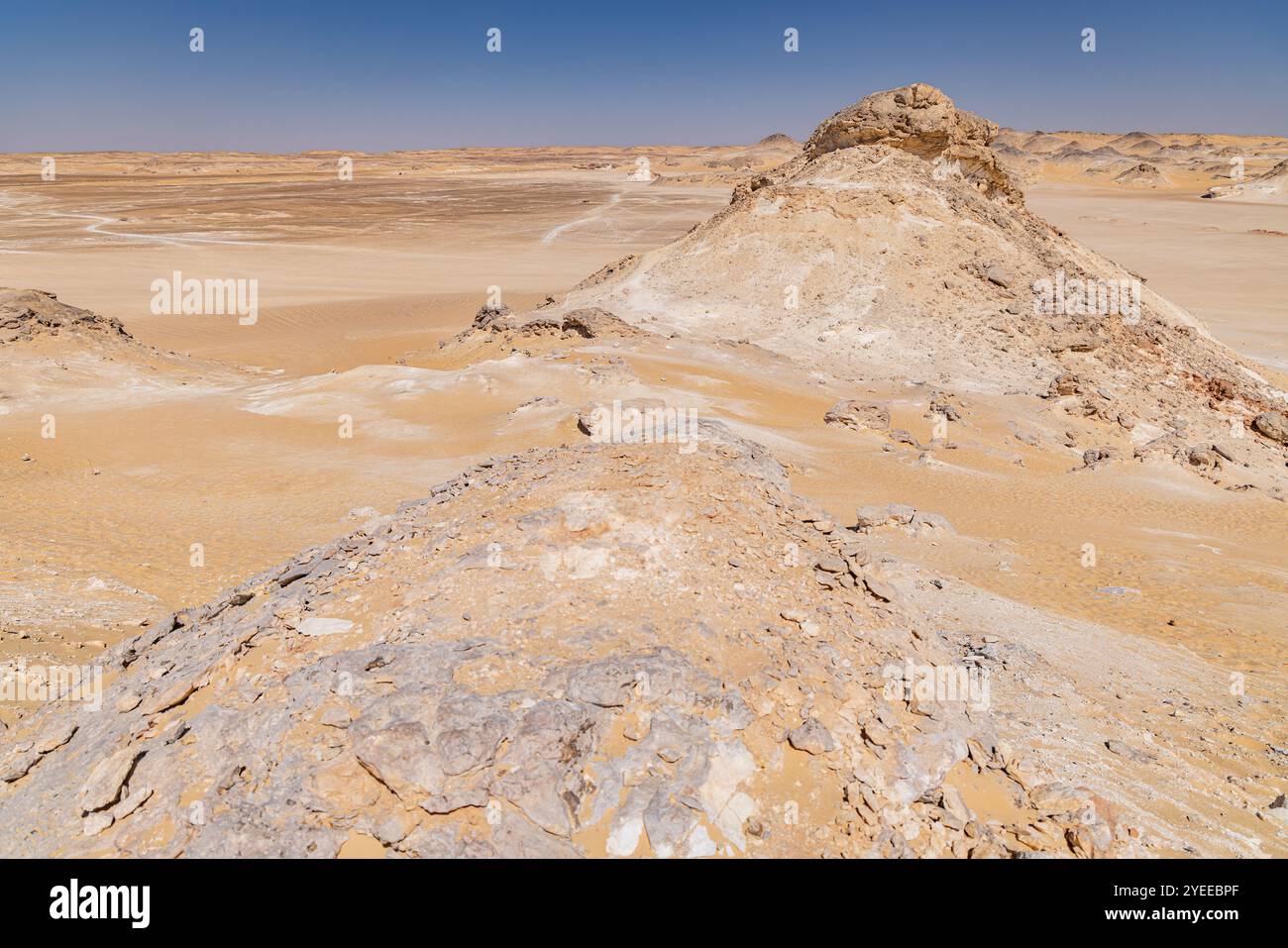 Parc national du désert blanc, Al Farafra, Nouvelle vallée, Égypte. Le désert blanc aride de l'ouest de l'Egypte. Banque D'Images