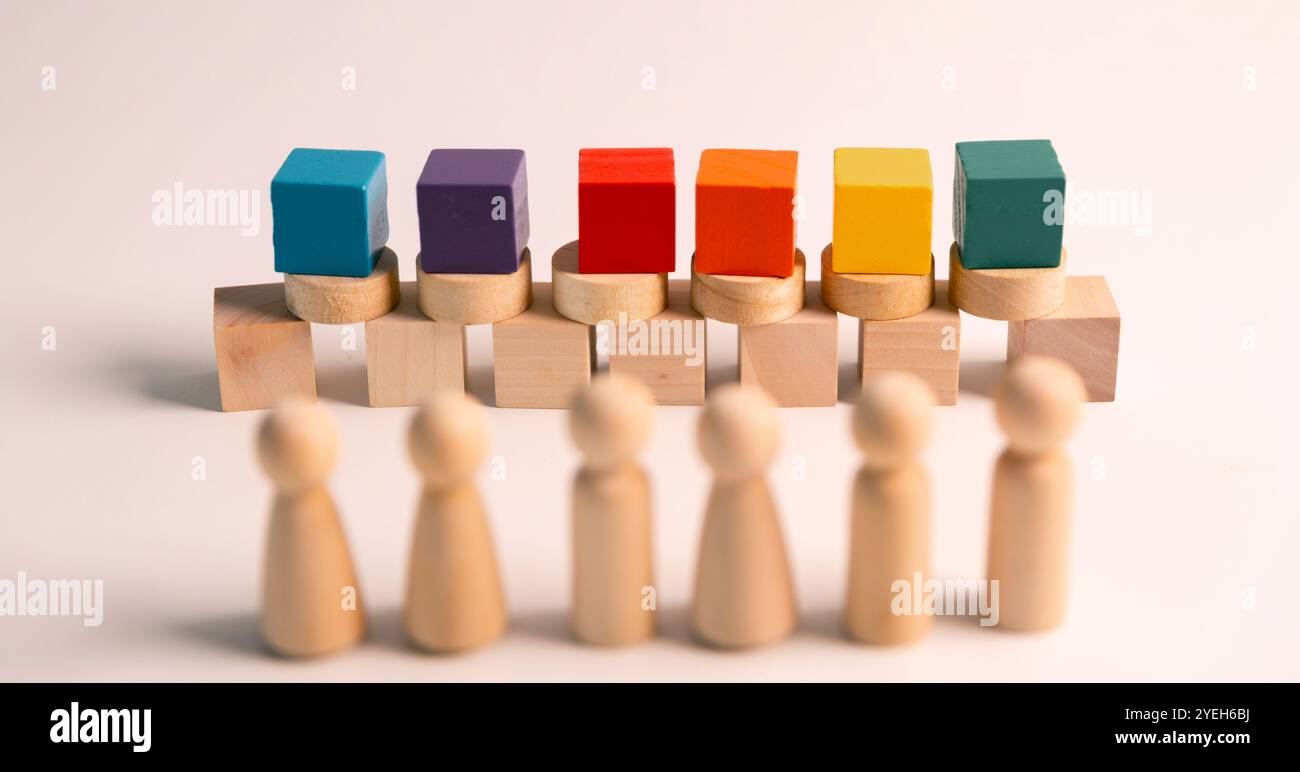 La conception du fond en bois a souligné l'engagement de l'équipe envers la diversité et l'inclusion, favorisant le sens de la communauté et l'égalité sociale parmi tous les emplo Banque D'Images