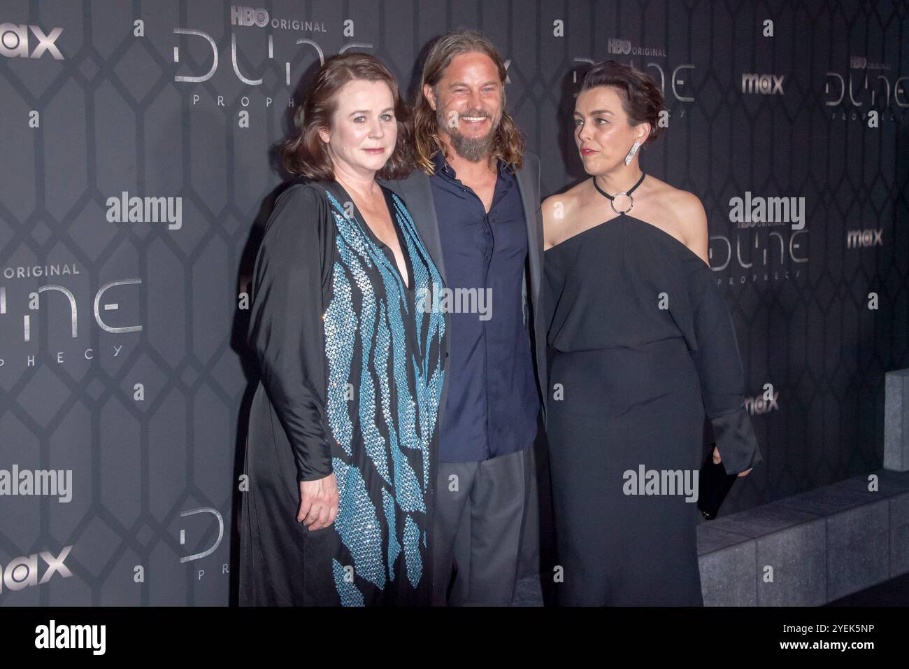 New York, États-Unis. 30 octobre 2024. Emily Watson, Travis Fimmel et Olivia Williams assistent à la première mondiale de ''Dune : Prophecy'' de HBO au Jazz at Lincoln Center à New York, New York, États-Unis, le 30 octobre 2024. (Photo de Thenews2/NurPhoto) crédit : NurPhoto SRL/Alamy Live News Banque D'Images