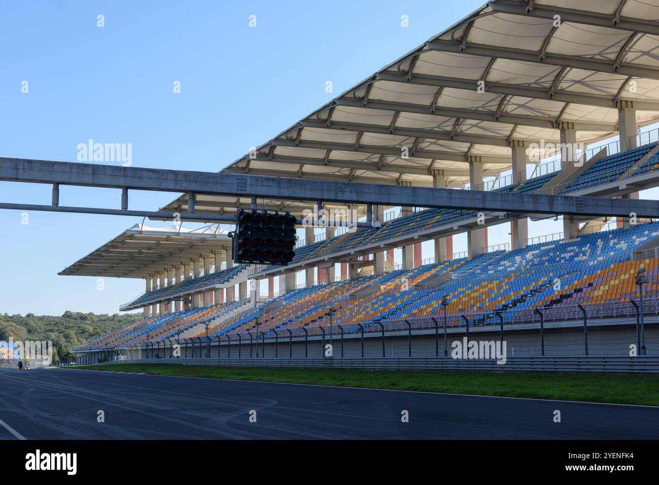 ISTANBUL, TURQUIE - 27 OCTOBRE 2024 : Intercity Istanbul Park voir l'endroit où se trouve l'organisation de salons automobiles la plus populaire. Formule 1 Banque D'Images ISTANBUL, TURQUIE - 27 OCTOBRE 2024 : Intercity Istanbul Park voir l'endroit où se trouve l'organisation de salons automobiles la plus populaire. Formule 1 Banque D'Images
