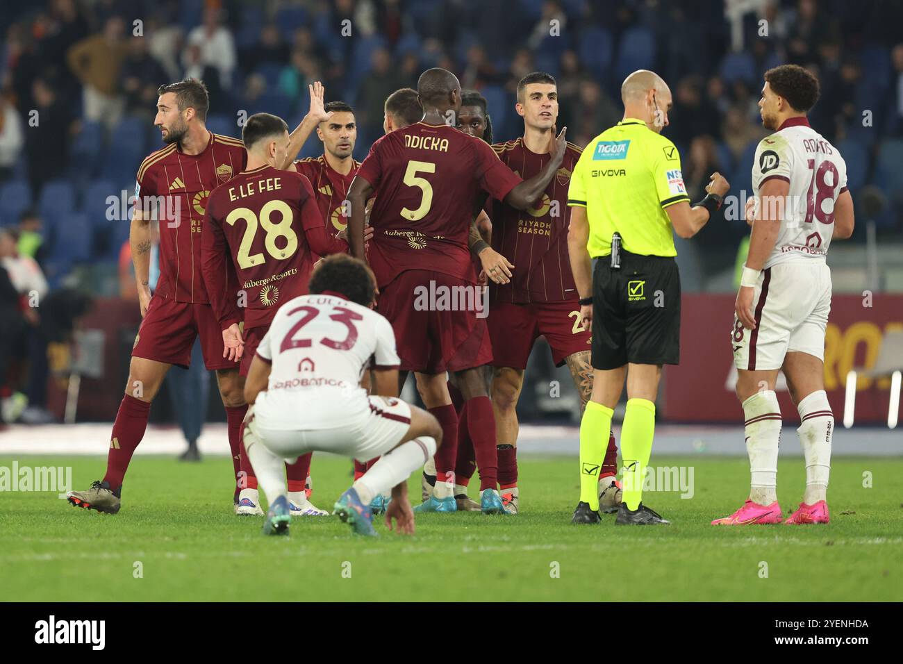 Rome, Italie 31.10.2024 : les joueurs roms célèbrent la victoire à la fin du championnat italien de football Serie A Enilive 2024-2025 match EN TANT QUE Roma vs Torino FC Banque D'Images