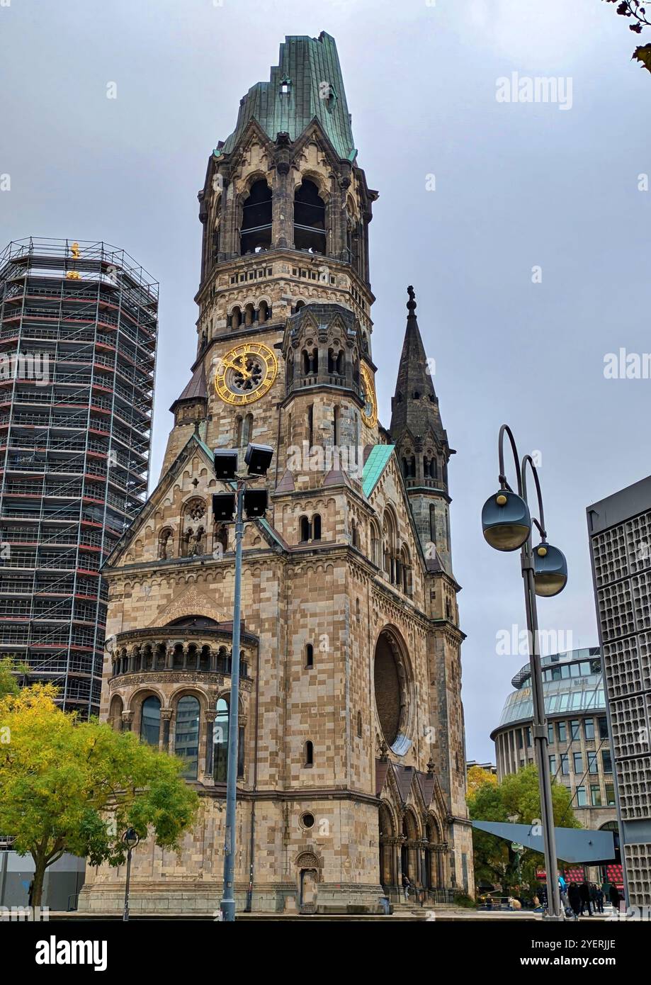 L'Église du Souvenir Kaiser Wilhelm à Berlin Allemagne Banque D'Images