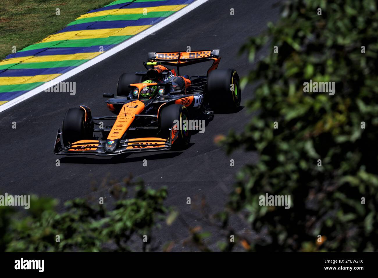 Sao Paulo, Brésil. 01 novembre 2024. Lando Norris (GBR) McLaren MCL38. 01.11.2024. Championnat du monde de formule 1, Rd 21, Grand Prix du Brésil, Sao Paulo, Brésil, journée de qualification Sprint. Le crédit photo devrait se lire : XPB/Alamy Live News. Banque D'Images