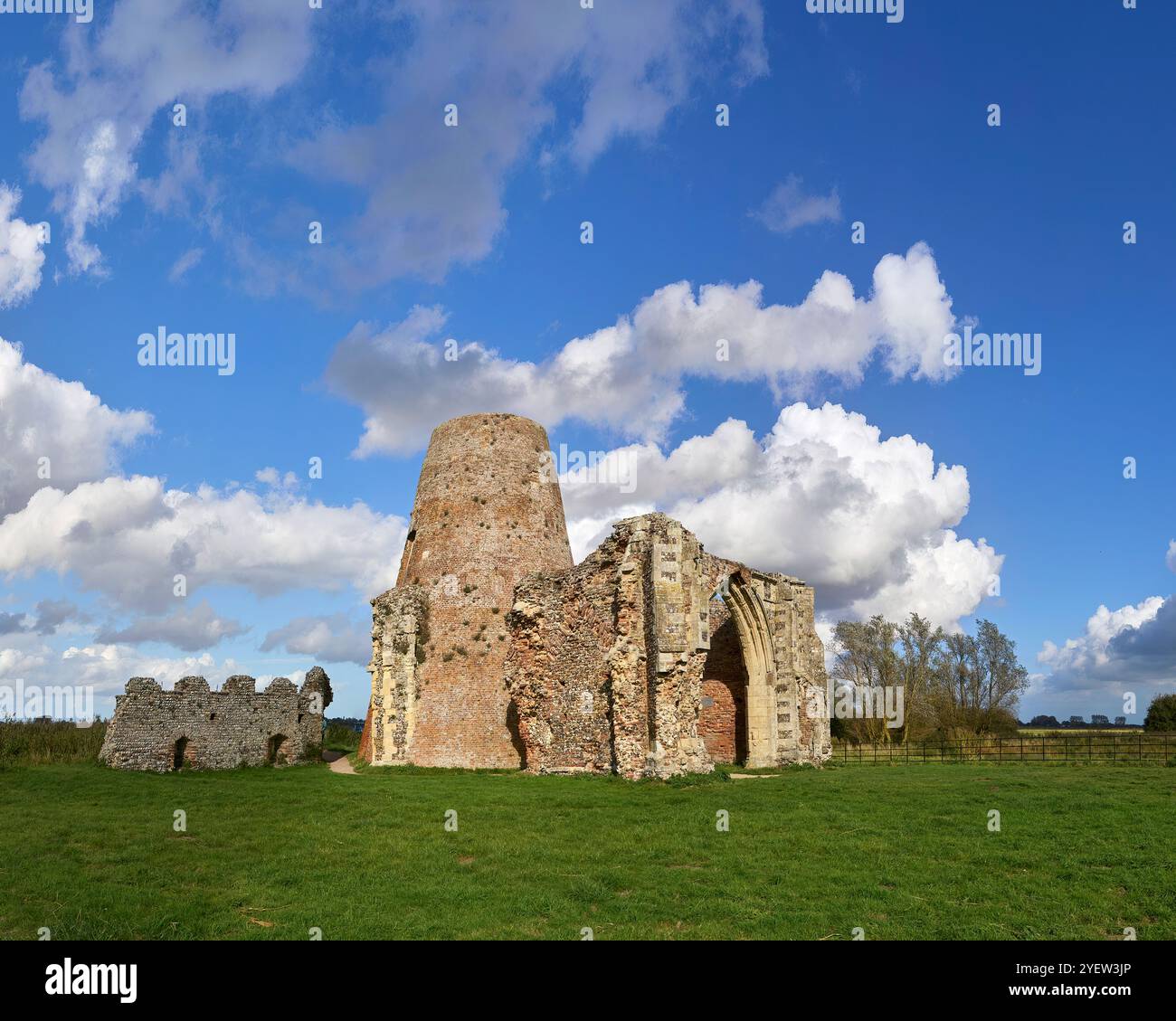 Abbaye de St Benet sur la rivière Bure Norfolk Broads Norfolk Banque D'Images