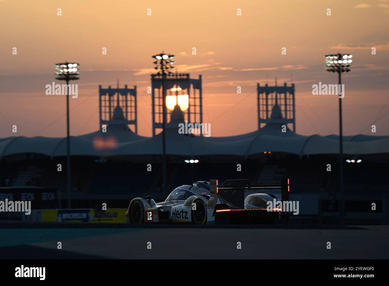 Sakhir, Bahreïn. 1er novembre 2024. Hertz Team Jota No.12 Hypercar - Porsche 963, William Stevens (GBR), Callum Ilott (GBR), Norman NATO (FRA) pendant les qualifications. Ahmad Al Shehab/Alamy Live News. Banque D'Images