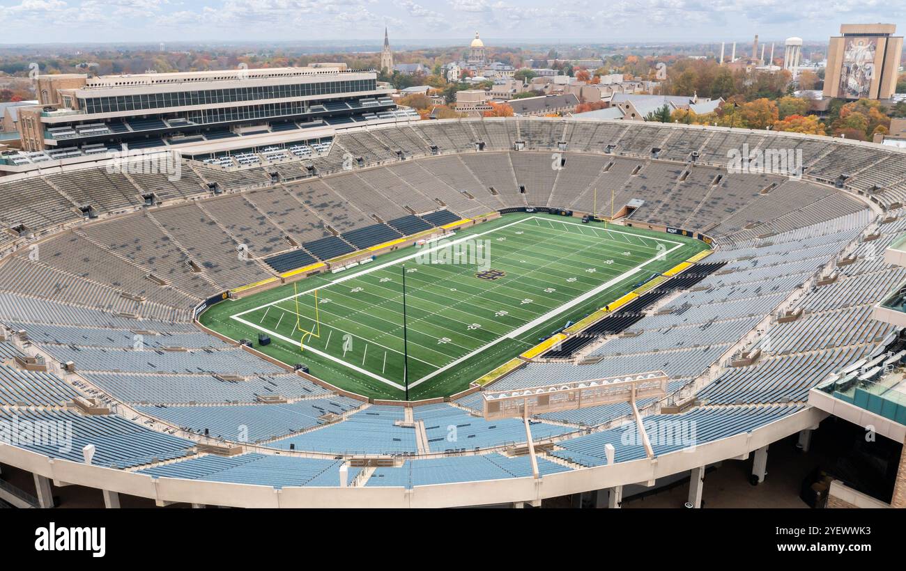 Le stade notre Dame est situé au cœur du campus de l'Université de notre Dame et abrite l'équipe de football irlandaise Fighting. Banque D'Images