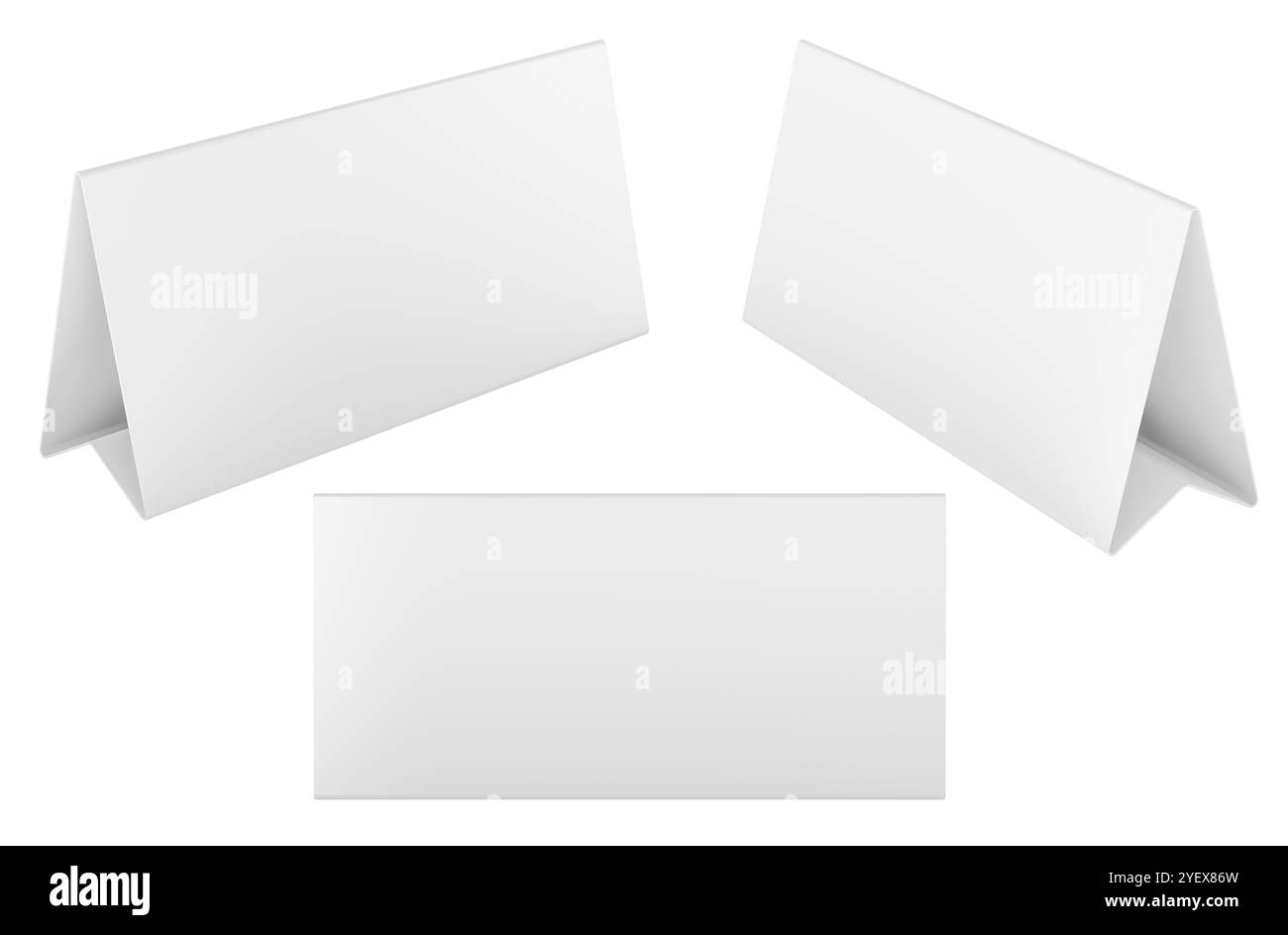 Cartes de table vierges, vues de face et de côté. Rendu 3D isolé sur fond blanc Banque D'Images