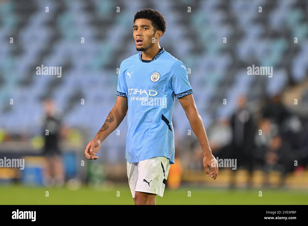 Manchester, Royaume-Uni. 01 novembre 2024. Michael Okeke de Manchester City lors du premier League 2 U23 match Manchester City vs Norwich City au joie Stadium, Manchester, Royaume-Uni, le 1er novembre 2024 (photo de Cody Froggatt/News images) à Manchester, Royaume-Uni le 11/1/2024. (Photo de Cody Froggatt/News images/Sipa USA) crédit : Sipa USA/Alamy Live News Banque D'Images