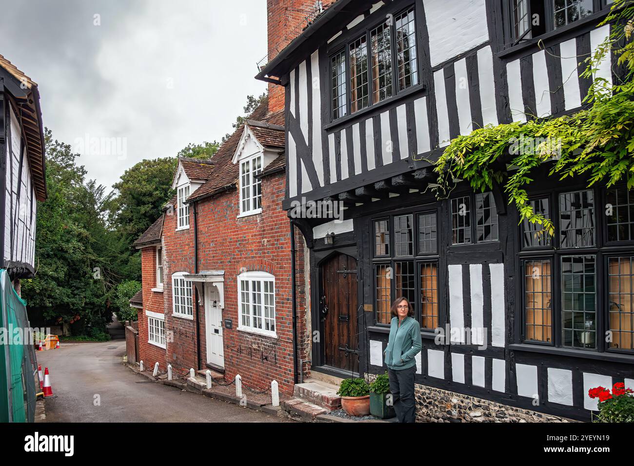 Une maison traditionnelle du 15ème siècle dans la ville de Chilham dans le comté de Kent. Chilham, Canterbury, Kent, Angleterre, Europe Banque D'Images