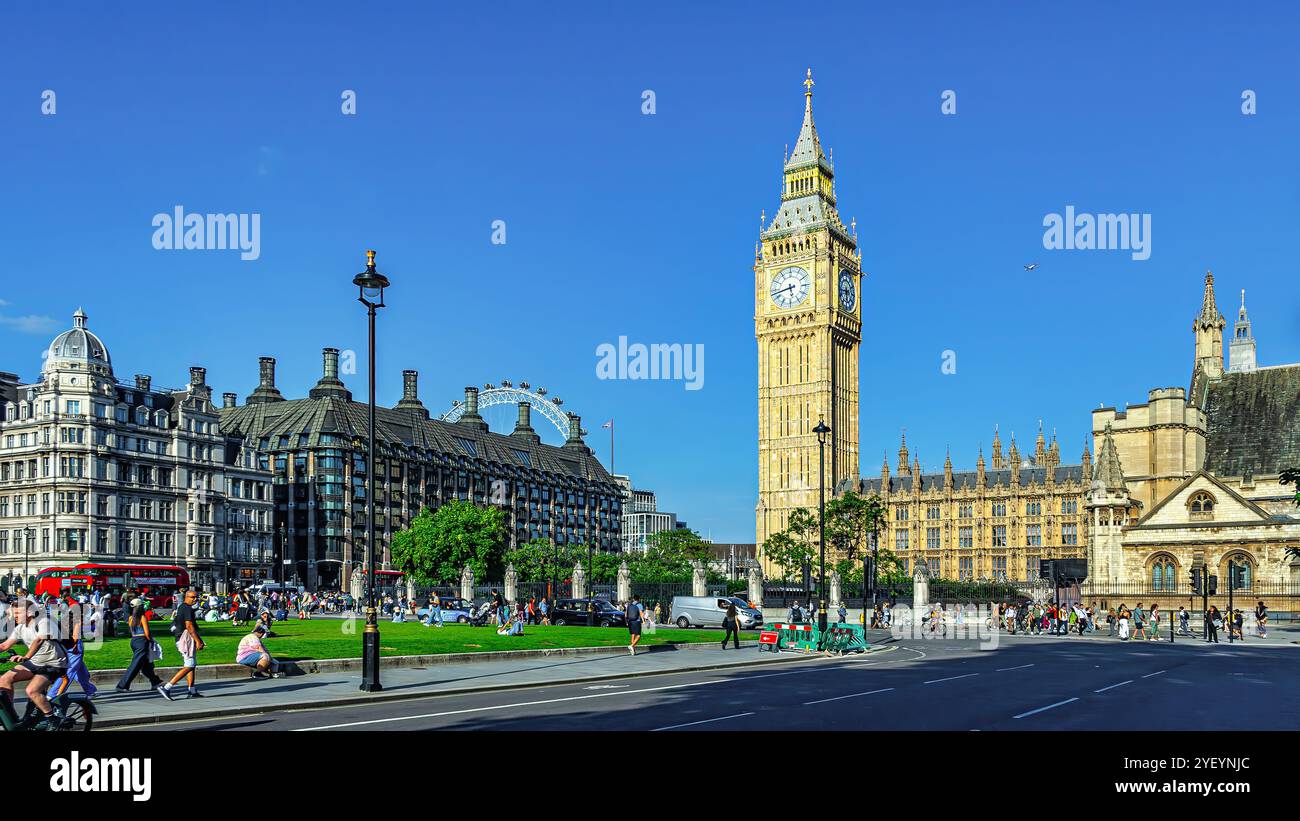 Parliament Square avec la tour de l'horloge Big Ben est une place de Londres dominée par le Palais de Westminster. Londres, Angleterre, Europe Banque D'Images