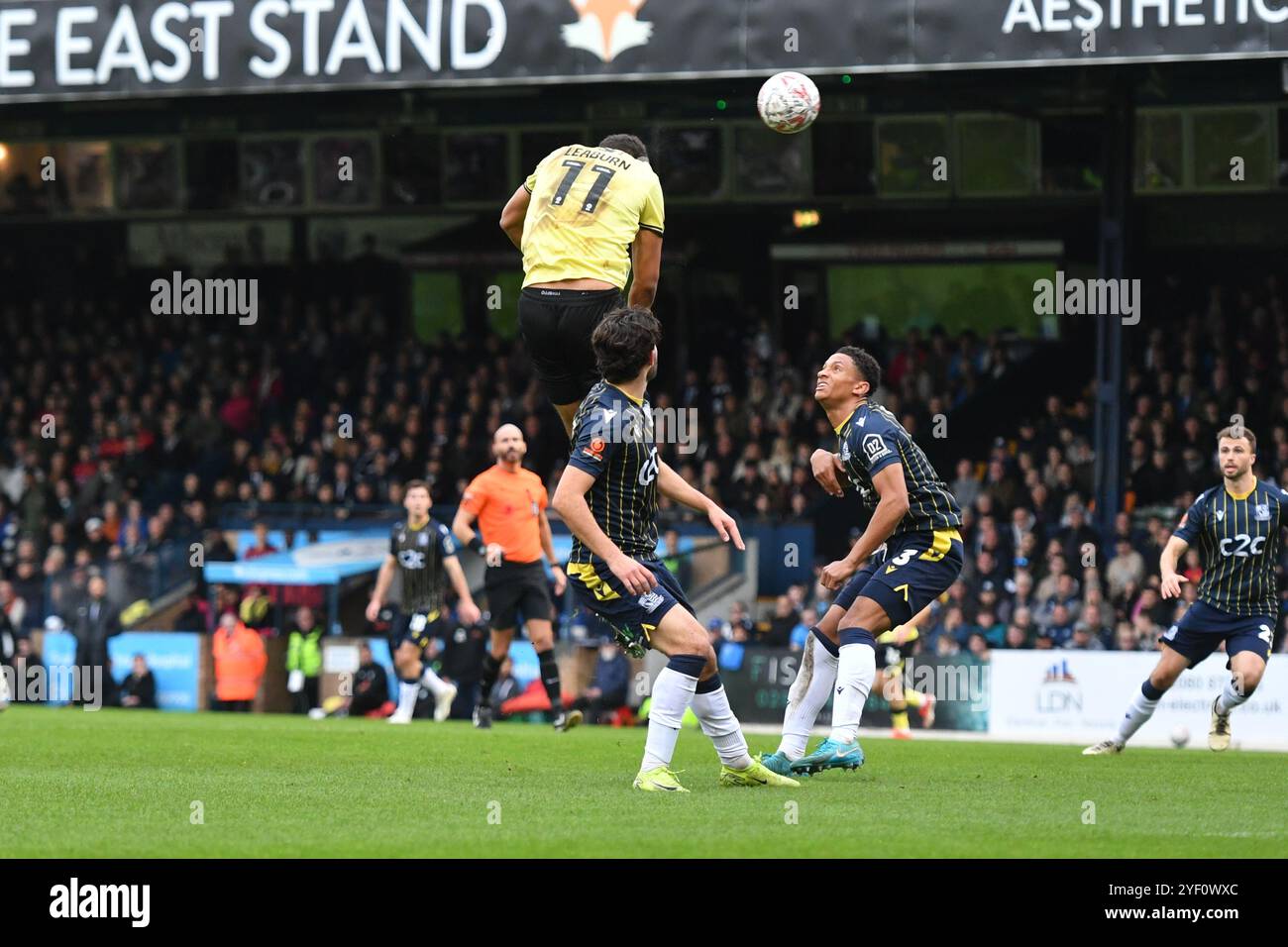 Southend, Angleterre. 2 Nov 2024. Miles Leaburn marque lors du match du premier tour de la Coupe FA Emirates entre Southend United et Charlton Athletic à Roots Hall, Southend. Kyle Andrews/Alamy Live News. Banque D'Images