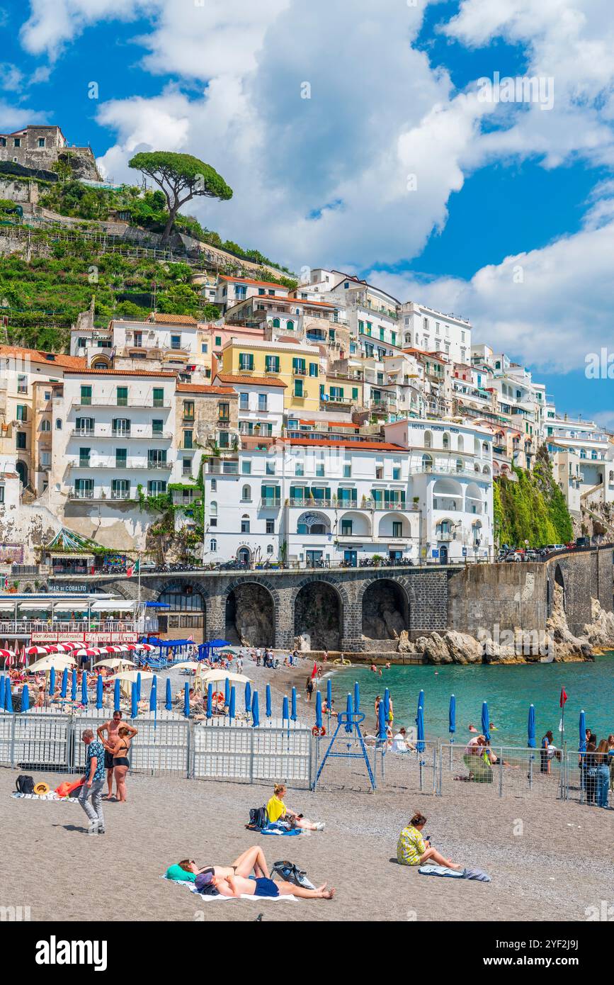 Atrani, Côte amalfitaine, Campanie, Italie, Europe. Banque D'Images