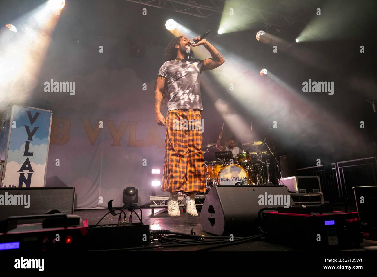 Manchester, Angleterre, 2 novembre 2024. Bob Vylan en tête d'affiche de la Manchester Academy lors de leur humble as the Sun UK Tour. Crédit : Izzy Clayton/Alamy Live News Banque D'Images