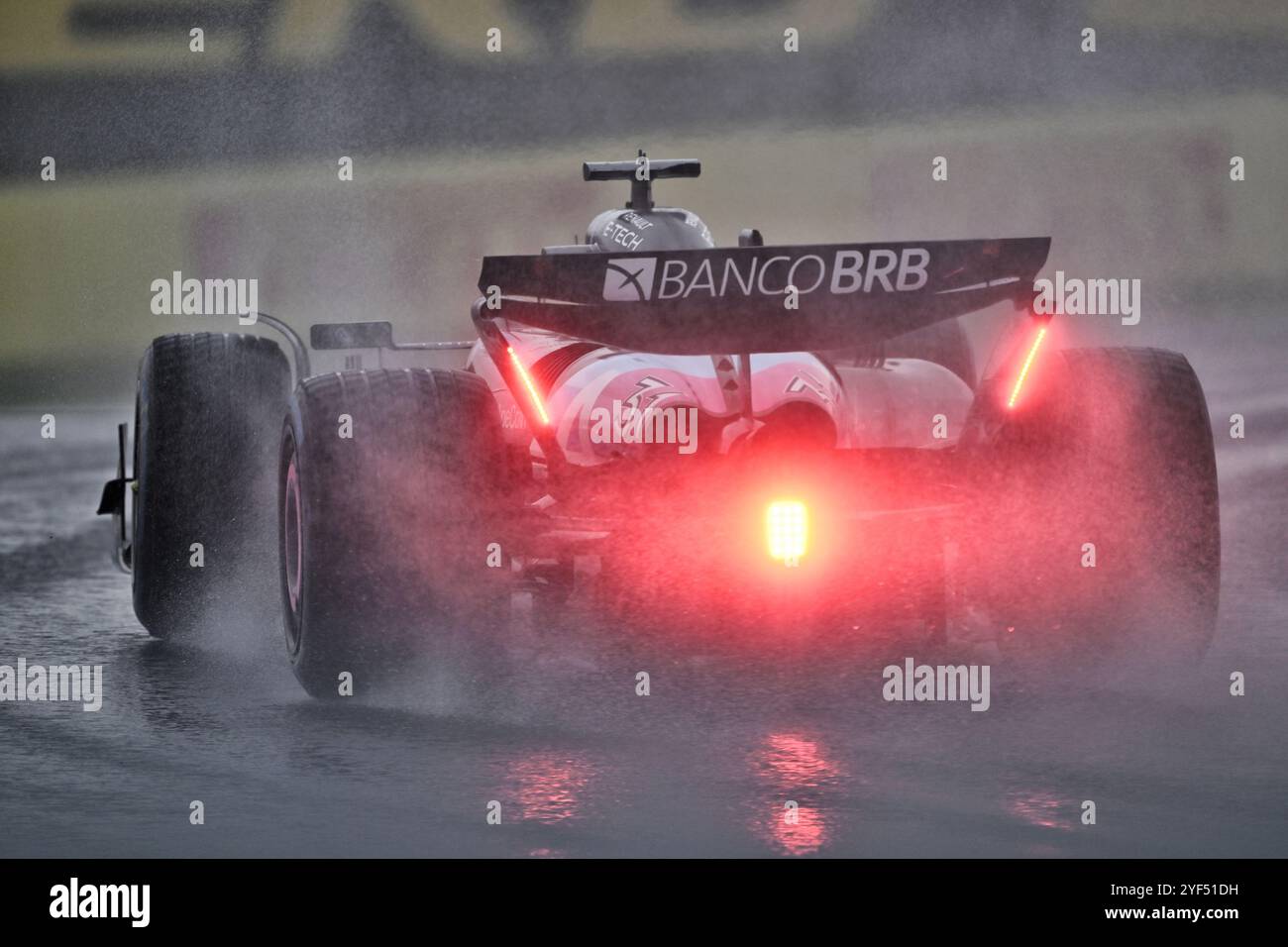 Sao Paulo, Brésil. 03 Nov, 2024. Esteban Ocon (FRA) Alpine F1 Team A524. 03.11.2024. Championnat du monde de formule 1, Rd 21, Grand Prix du Brésil, Sao Paulo, Brésil, jour de la course. Le crédit photo devrait se lire : XPB/Alamy Live News. Banque D'Images