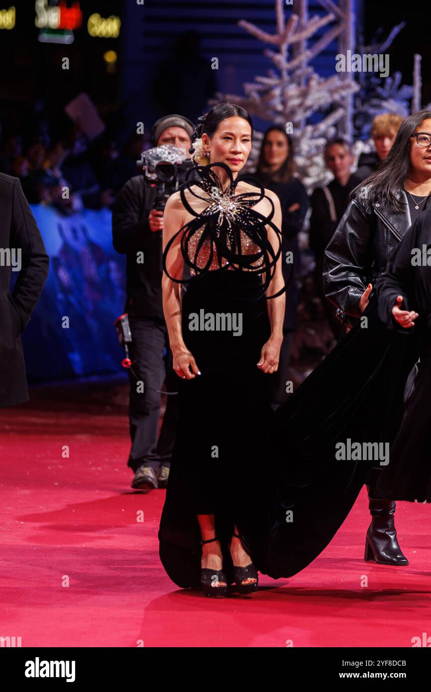 Weltpremiere - Red One Lucy Liu BEI der Weltpremiere des Kinofilms Red One auf dem Uber Platz am UCI luxe Kino am 03.11.2024 à Berlin. *** Première mondiale Red One Lucy Liu lors de la première mondiale du film Red One à la Uber Platz au cinéma UCI luxe le 03 11 2024 à Berlin Copyright : xEventpressxKochanx Banque D'Images