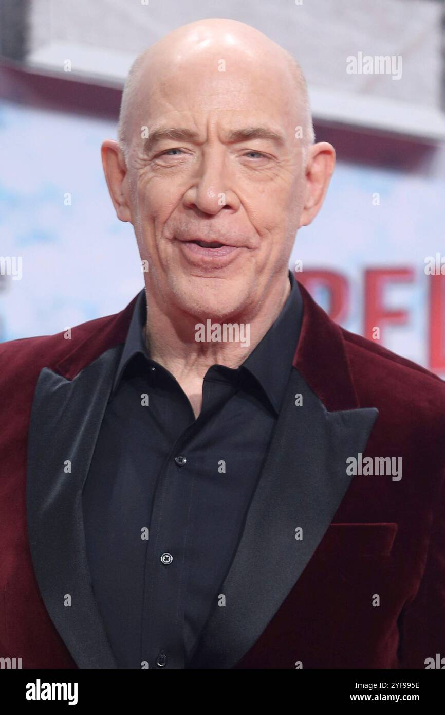 J.K. Simmons BEI der Premiere des Kinofilms Red One im UCI luxe. Berlin, 03.11.2024 *** J K Simmons à la première du film Red One à l'UCI luxe Berlin, 03 11 2024 Foto:xD.xHerrickx/xFuturexImagex Red 4148 Banque D'Images