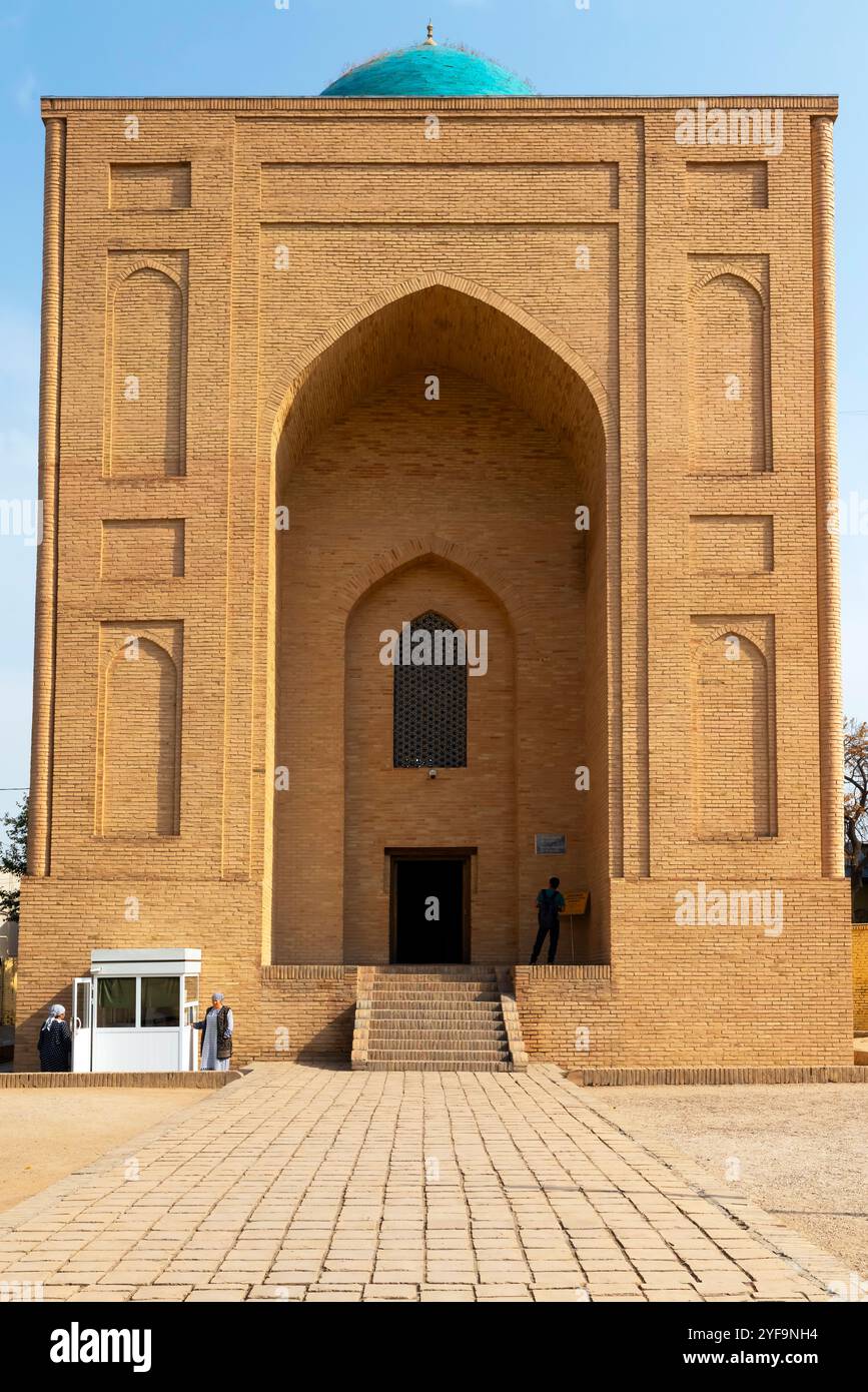 Le mausolée de Bibi-Khanym conçu comme une simple structure en forme de dôme, construit au XIVe siècle comme une tombe pour Saraï Mulk-Khanym (Bibi-Khanym) mère, mère Banque D'Images