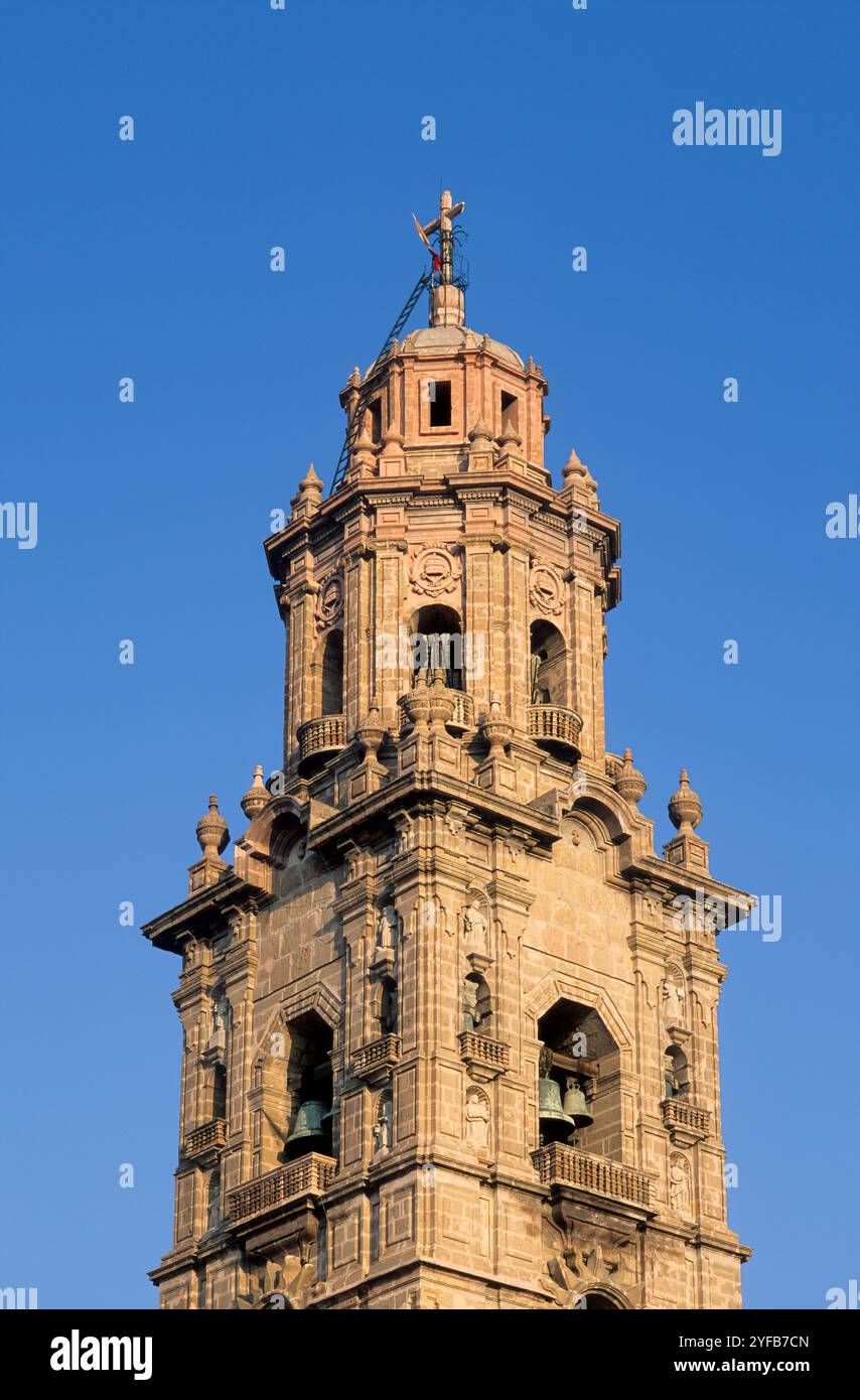 Tour de la cathédrale, Morelia, État de Michoacan, Mexique Banque D'Images