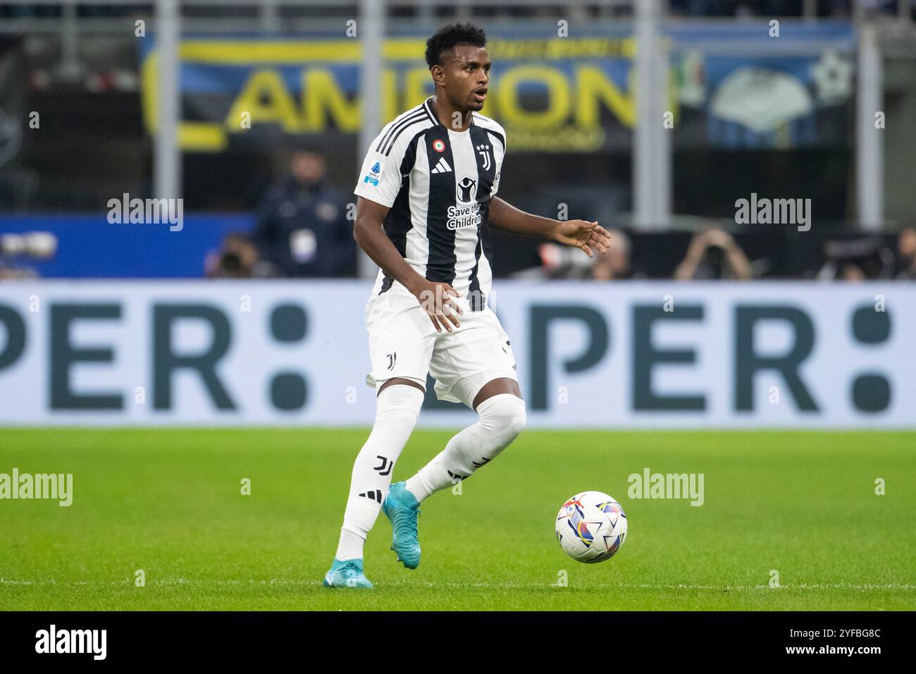 Milan, Italie. Stade Giuseppe Meazza à San Siro. 27 octobre 2024. Championnat italien de football EniLive 2024-25. Inter vs Juventus. Juan Cabal, Juve Banque D'Images