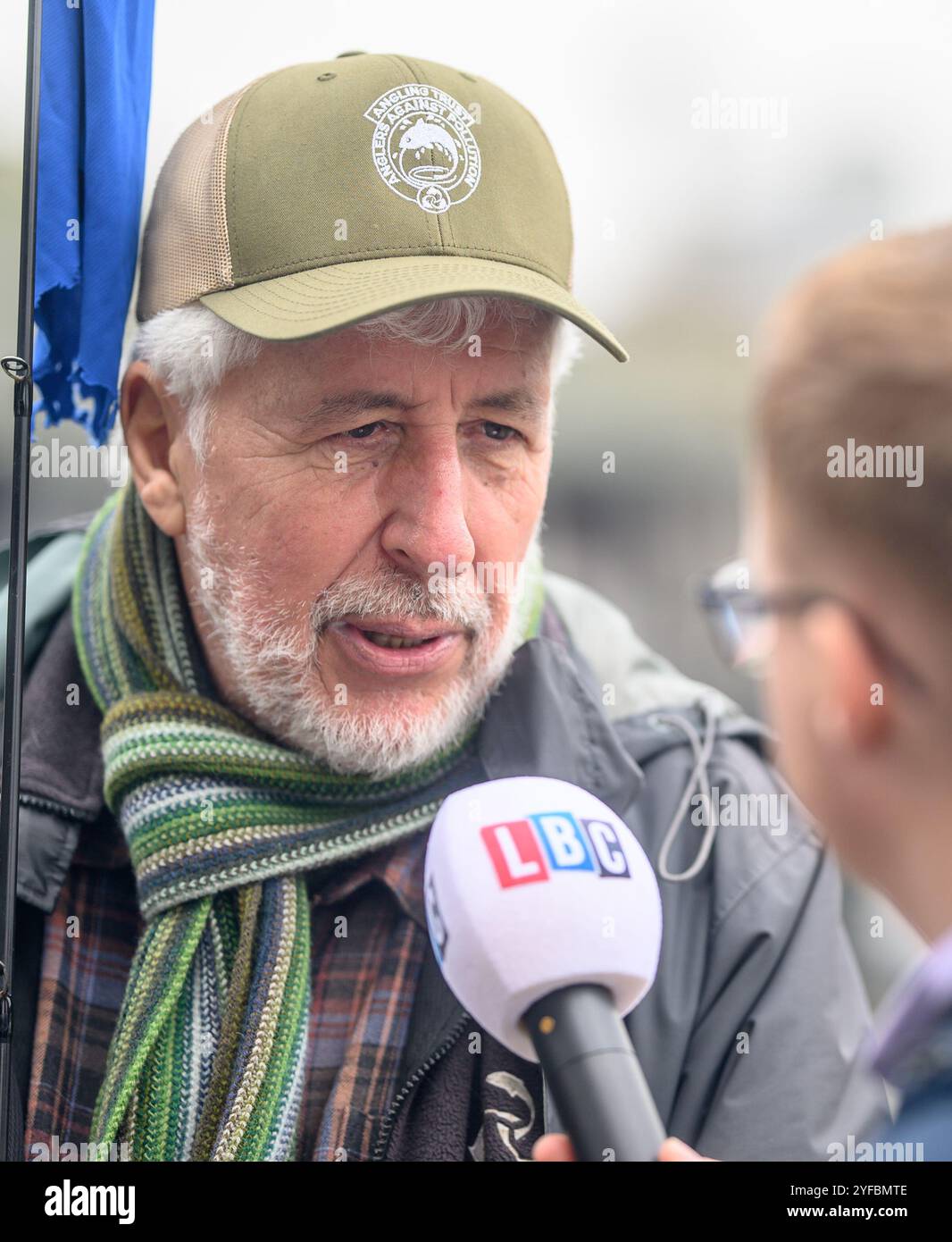 Martin Salter du Angling Trust à la Marche pour l'eau propre, Londres, 3 novembre 2024 Banque D'Images