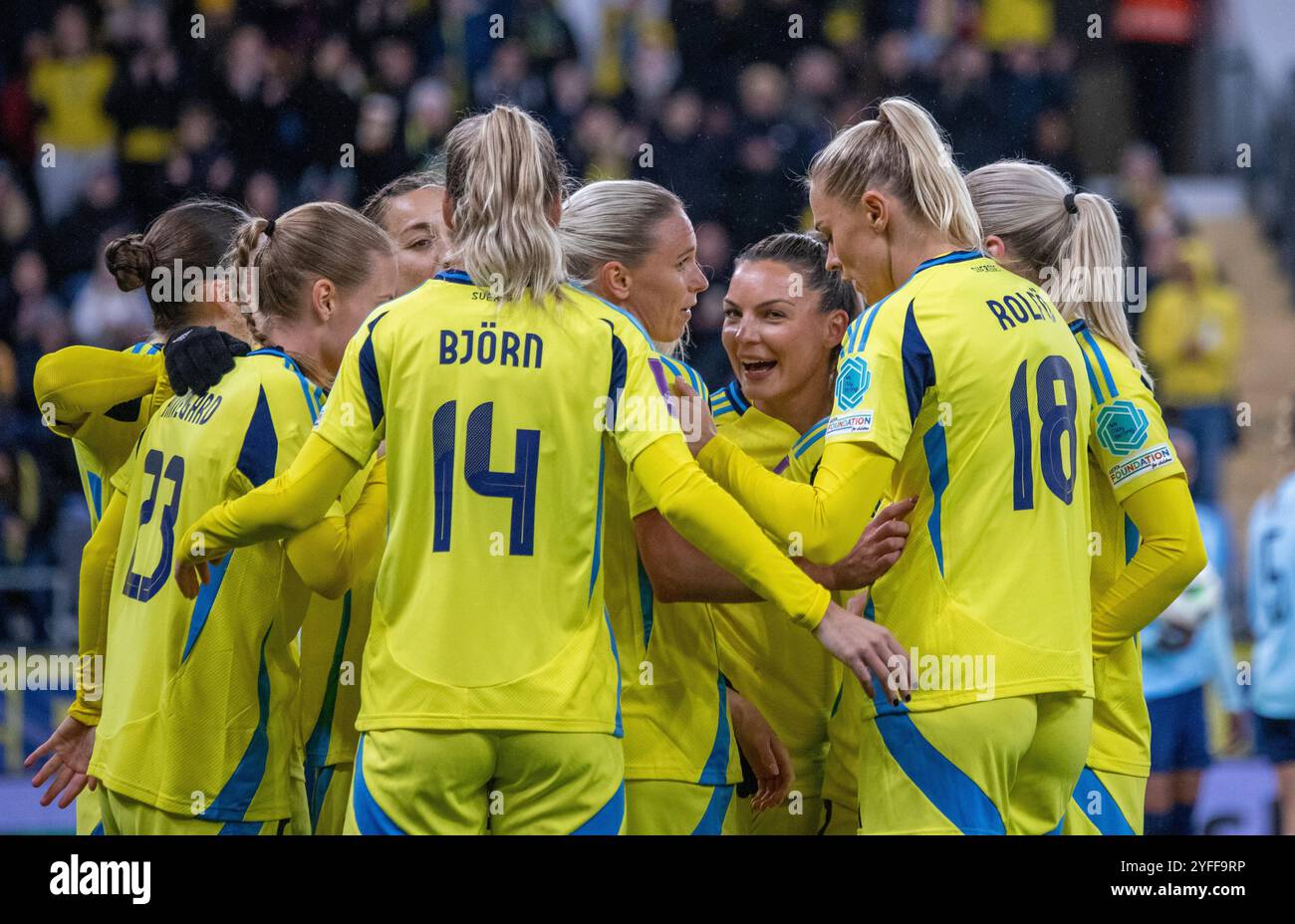 Gothenburg, Suède. 29 octobre 2024. Bonheur quand l’équipe suédoise célèbre le but de 7-0 de Rebecka Blomqvist contre le Luxembourg. Banque D'Images