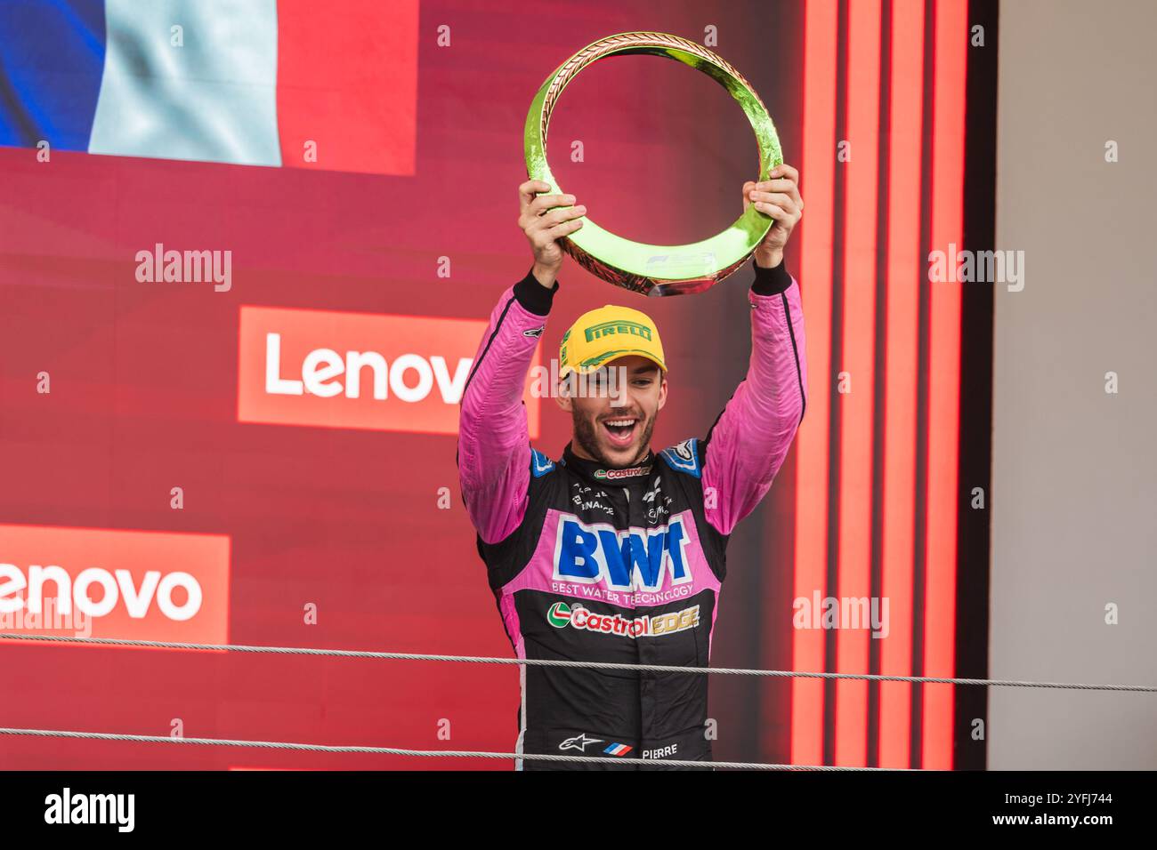 Autodromo Jose Carlos Pace, SO Paulo, Brésil. 3.November.2024 ; Pierre Gasly de France et l'écurie BWT Alpine F1 Team sur le podium lors du Grand Prix de formule 1 du Brésil crédit : Jay Hirano/AFLO/Alamy Live News Banque D'Images