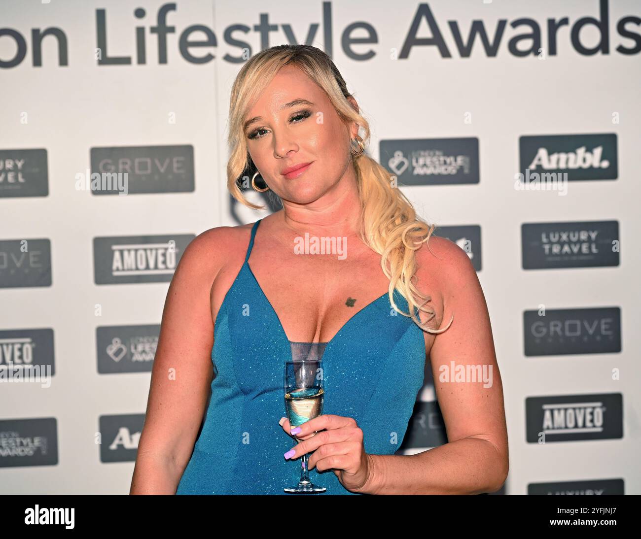 LONDRES, ROYAUME-UNI. 4 novembre 2024. Sarah Atkins participe aux London Lifestyle Awards 2024 au Royal Lancaster Londres, Royaume-Uni. (Photo de 李世惠/Voir Li/Picture Capital) crédit : Voir Li/Picture Capital/Alamy Live News Banque D'Images