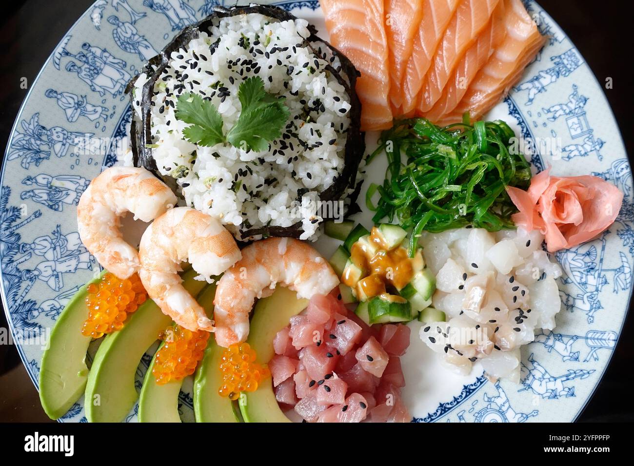 Plaque de sashimi. Cuisine japonaise. Banque D'Images