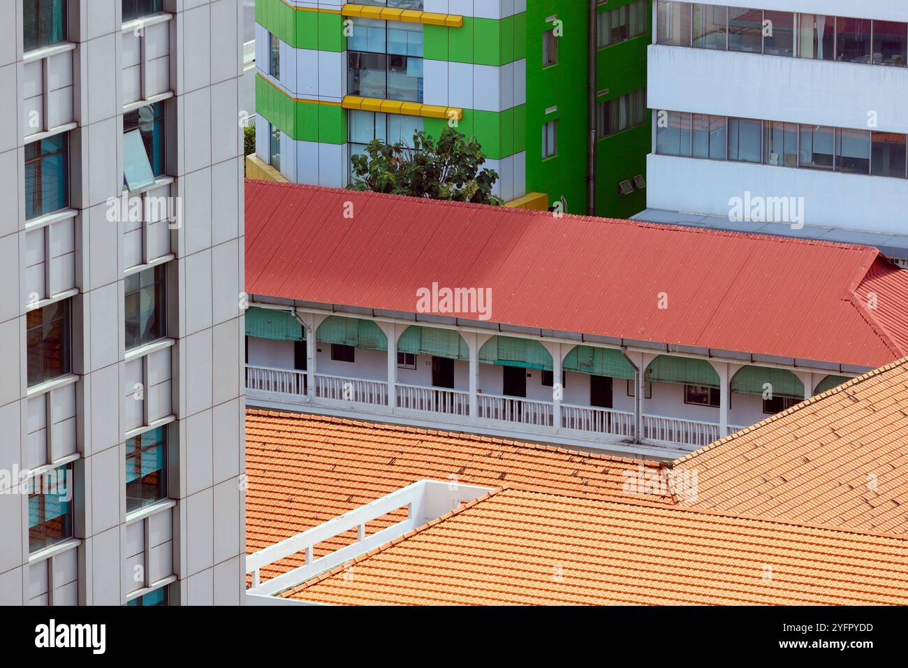 Différents styles d'architecture de logement. Moderne et ancien. Ho Chi Minh ville. Vietnam. Banque D'Images
