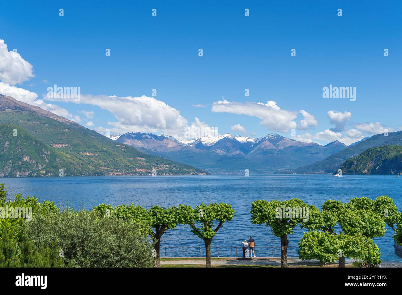 Lac de Côme un des lacs italiens Banque D'Images