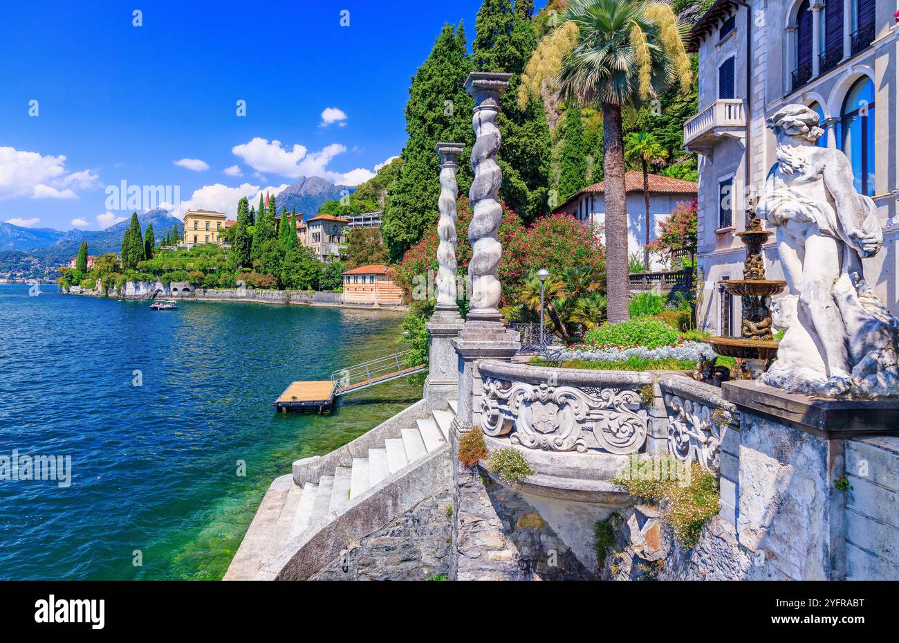 Lac de Côme. Ville de Varenna. Village traditionnel italien au bord du lac. Italie, Europe. Banque D'Images
