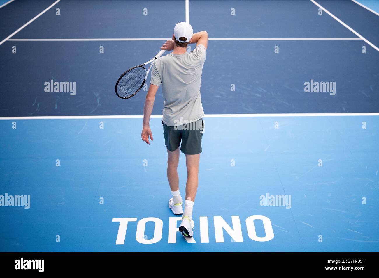 Giaveno, Italie. 05 novembre 2024. Jannik Sinner s'entraîne au Sporting, où des terrains d'entraînement sont installés à Turin, en Italie, où les finales ATP débuteront le dimanche 10 novembre - Actualités - dimanche 1 novembre 2024. (Photo de Marco Alpozzi/Lapresse) crédit : LaPresse/Alamy Live News Banque D'Images