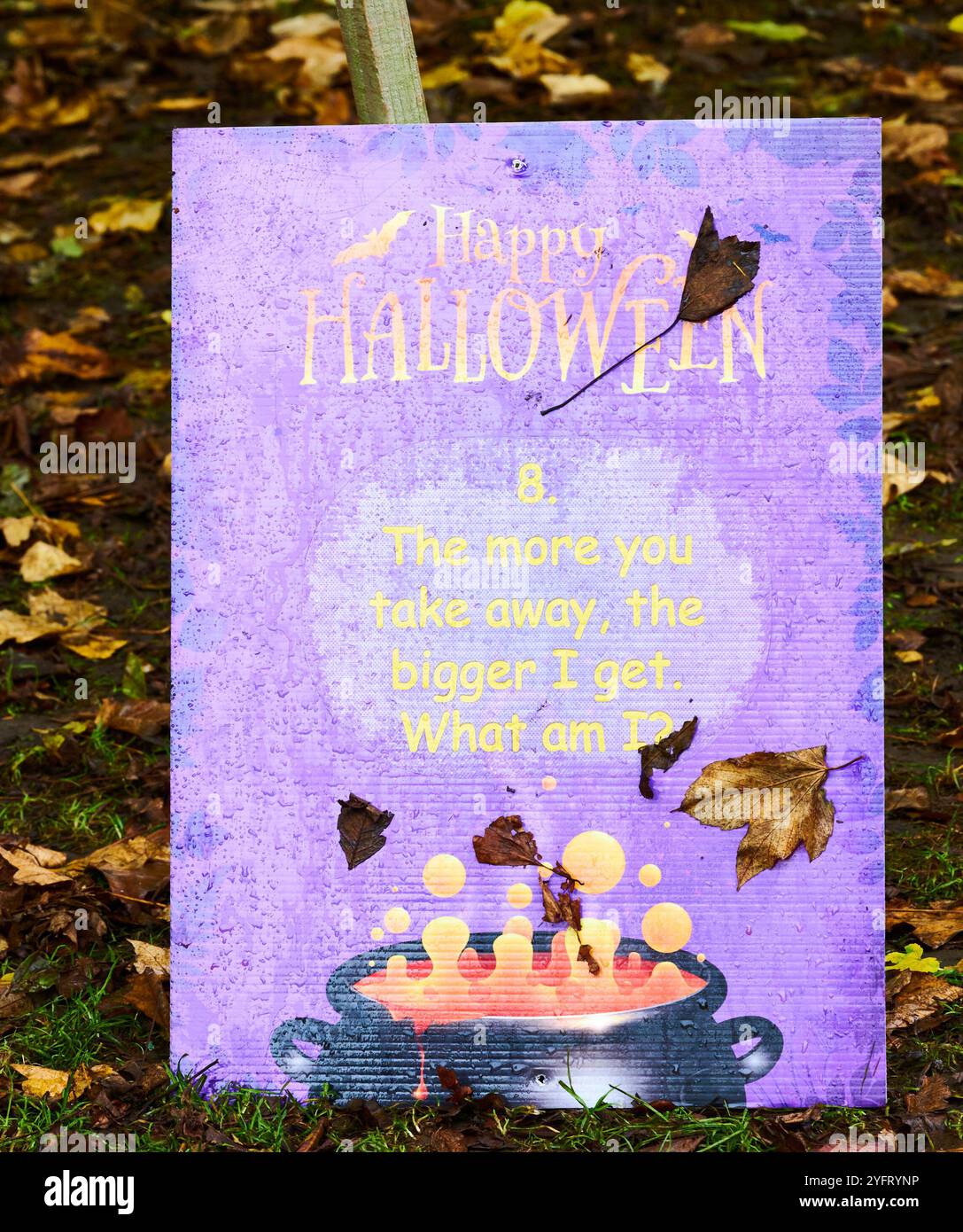 Puzzle d'Halloween dans le domaine de Burleigh House, Stamford, Angleterre. Banque D'Images