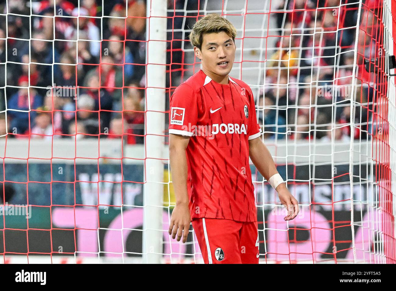 Ritsu Doan (SC Freiburg, #42) mit Emotion. GER, SC Freiburg - FSV Mainz 05, Fussball, Bundesliga, 9. Spieltag, saison 2024/2025, 03.11.2024 DFL LES RÈGLEMENTS DFB INTERDISENT TOUTE UTILISATION DE PHOTOGRAPHIES COMME SÉQUENCES D'IMAGES ET/OU QUASI-VIDÉO Foto : Eibner-Pressefoto/Thomas Hess Banque D'Images