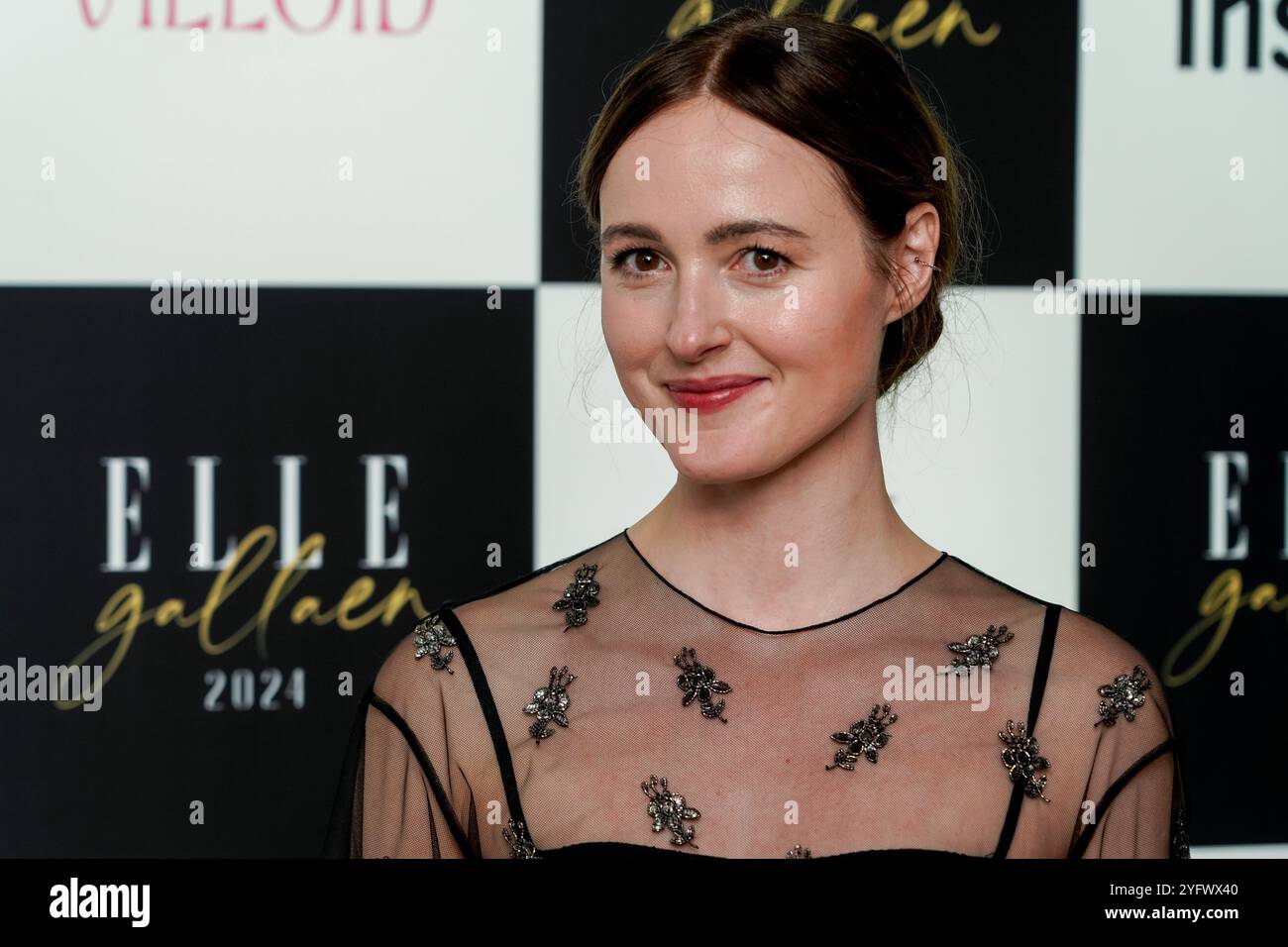 Oslo 20241105. Renate Reinsve arrive sur le tapis rouge au ELLE Gala 2024 au Theatercafeen à Oslo. Photo : Thomas Fure / NTB Banque D'Images