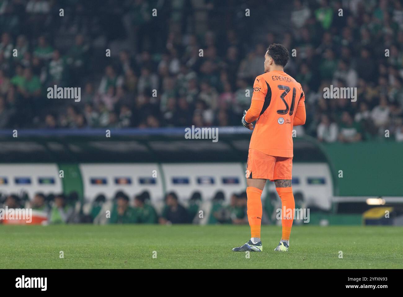 05 novembre 2024. Lisbonne, Portugal. Le gardien brésilien de Manchester City Ederson Moraes (31) en action lors du match de la phase de groupes pour l'UEFA Champions League, Sporting vs Manchester City crédit : Alexandre de Sousa/Alamy Live News Banque D'Images