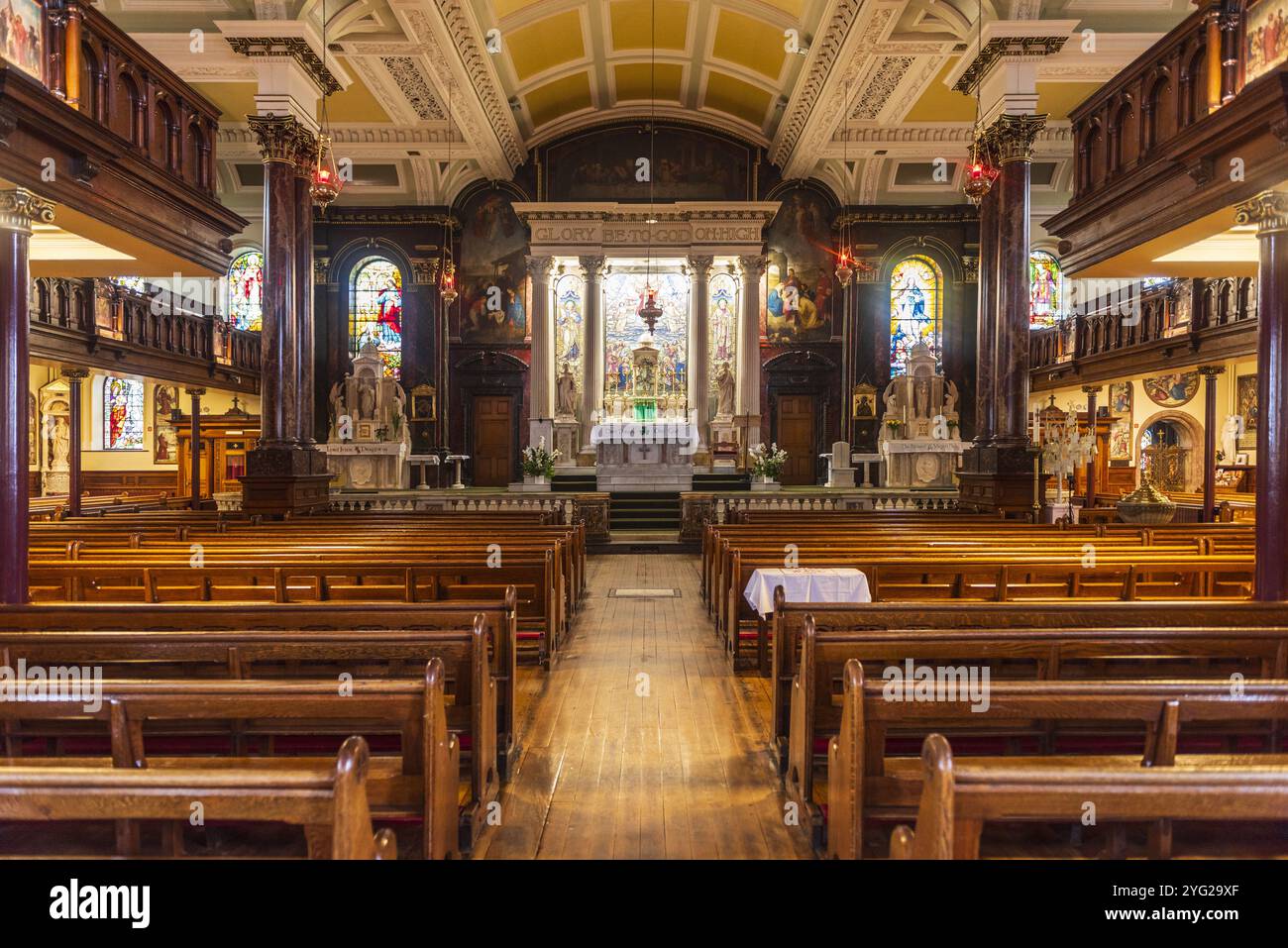 IRLANDE DU NORD, LONDONDERRY (DERRY), ST. TOUR LONGUE DE L'ÉGLISE DE COLUMBA Banque D'Images