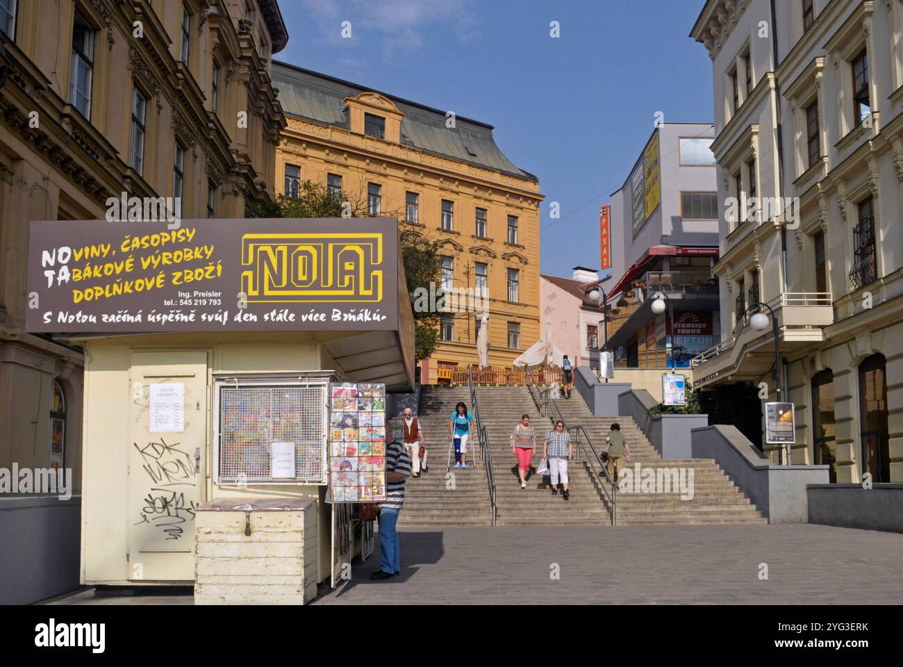 Kiosque à journaux, Benesova St, Brno, République tchèque Banque D'Images