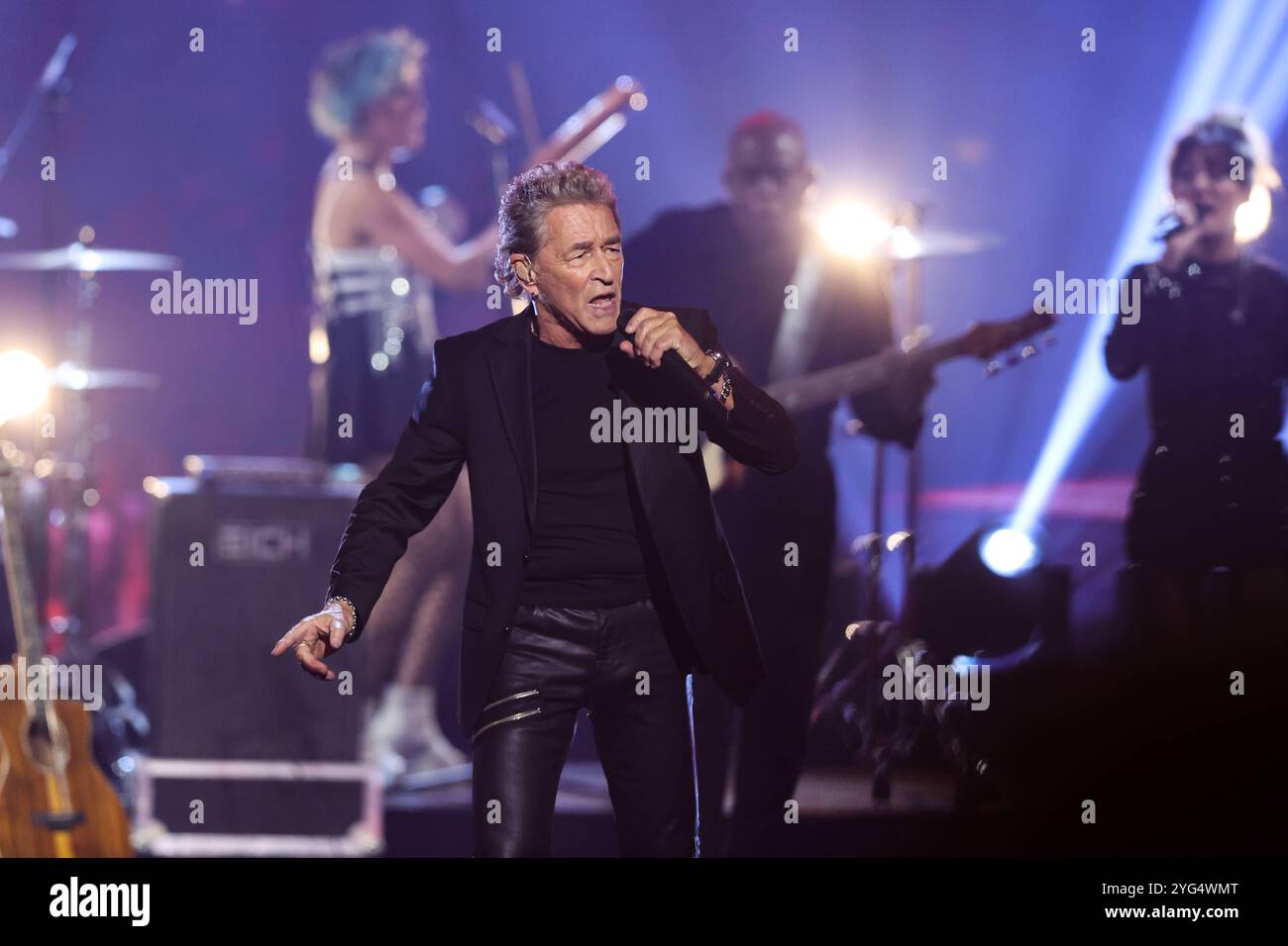 Saenger Peter Maffay - Aufzeichnung ARD Show Die Beatrice Egli Show im Studio Berlin Adlershof in Berlin - Sendétermin 31.10.2024 *** chanteur Peter Maffay enregistrement ARD Show The Beatrice Egli Show at Studio Berlin Adlershof in Berlin date de diffusion 31 10 2024 Banque D'Images