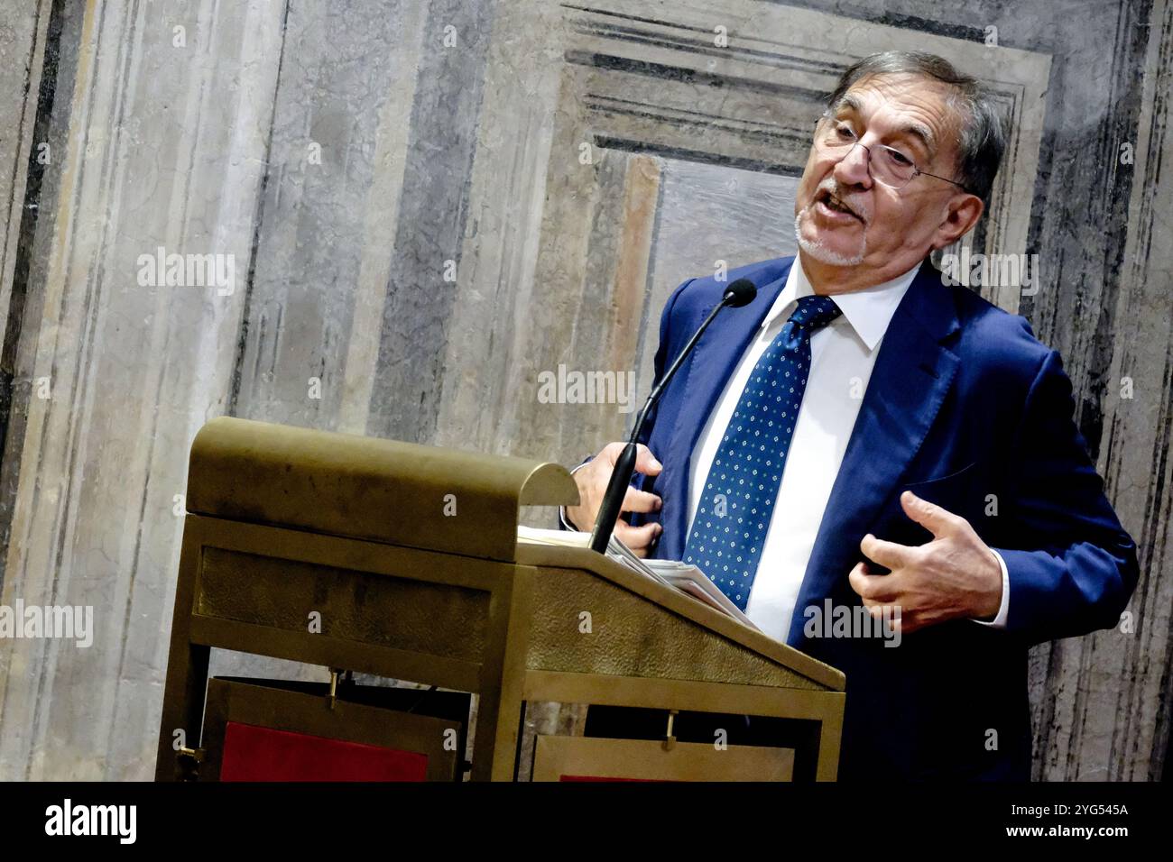 Roma, Italie. 06 novembre 2024. Il Presidente del Senato Ignazio la Russa in occasione del convegno ‘le sfide del Servizio Pubblico, ripensare il servizio radio televisivo nell'ERA digitale'. Senato a Roma, Mercoledì ; 06 novembre 2024 (foto Mauro Scrobogna/LaPresse) le Président du Sénat Ignazio la Russa à l'occasion de la conférence "les défis de la fonction publique, repenser la radio et la télévision à l'ère numérique". Sénat à Rome - mercredi 06 novembre 2024. (Photo de Mauro Scrobogna/LaPresse) crédit : LaPresse/Alamy Live News Banque D'Images