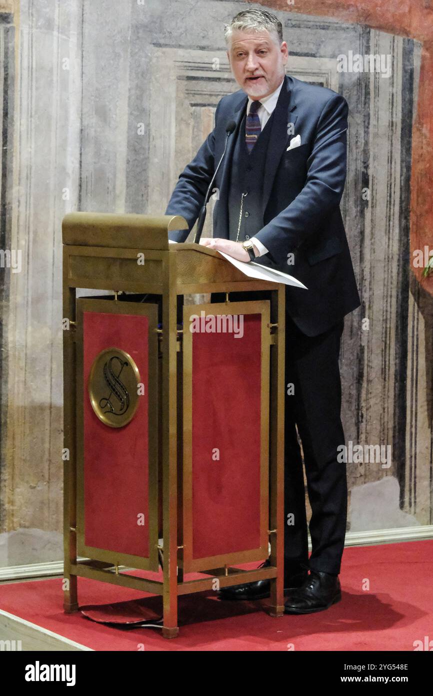 Roma, Italie. 06 novembre 2024. Il ministro della Cultura Alessandro Giuli in occasione del convegno ‘le sfide del Servizio Pubblico, ripensare il servizio radio televisivo nell'era digitale'. Senato a Roma, Mercoledì ; 06 novembre 2024 (foto Mauro Scrobogna/LaPresse) le ministre de la culture Alessandro Giuli à l'occasion de la conférence "les défis de la fonction publique, repenser le service de radio et de télévision à l'ère numérique". Sénat à Rome - mercredi 06 novembre 2024. (Photo de Mauro Scrobogna/LaPresse) crédit : LaPresse/Alamy Live News Banque D'Images