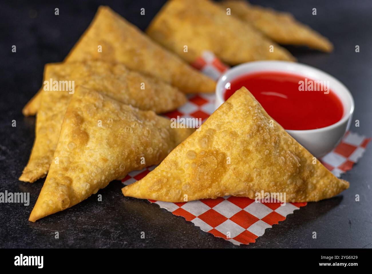 Wontons au fromage à la crème Banque D'Images