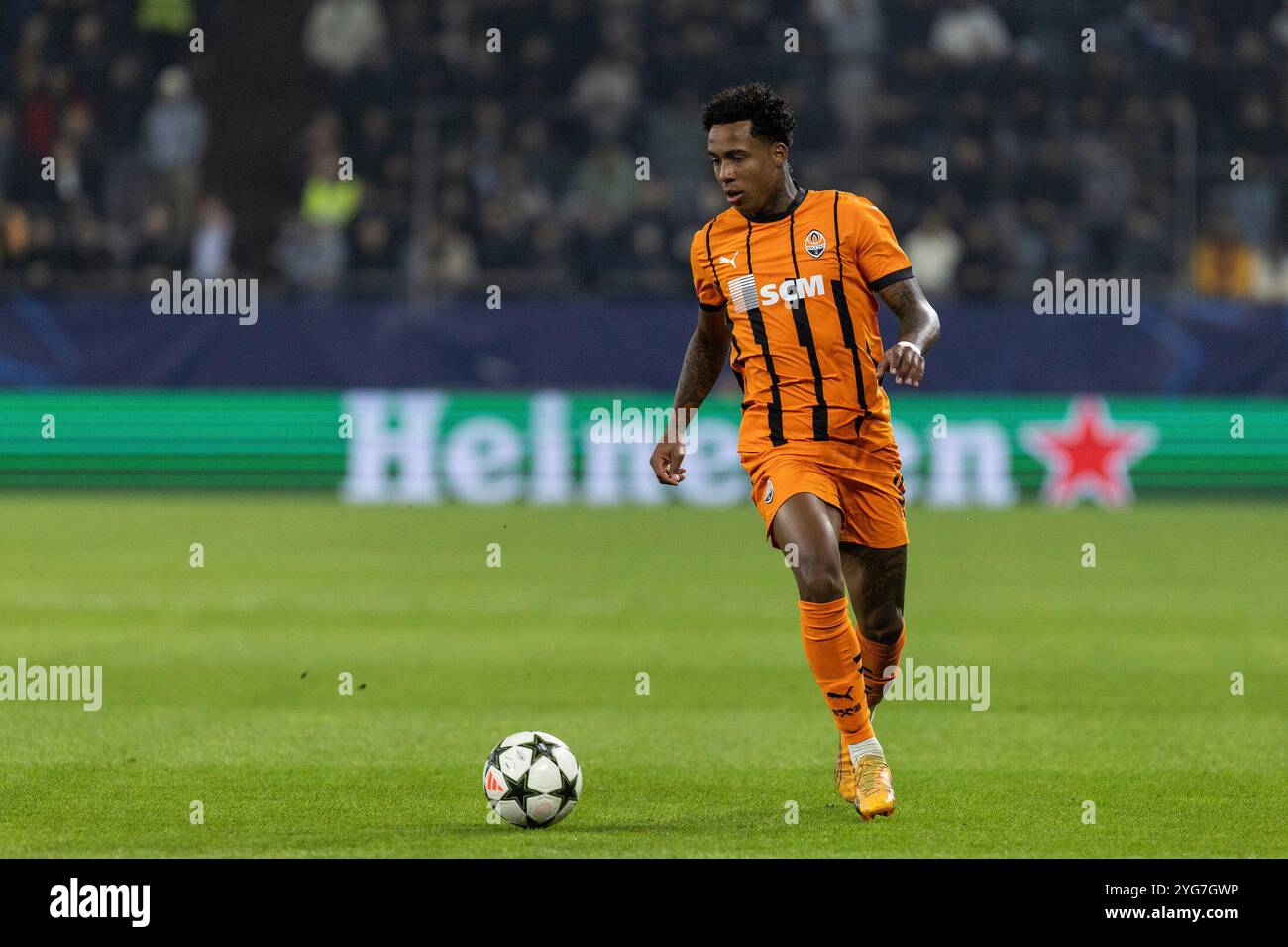 Gelsenkirchen, Deutschland. 06 novembre 2024. Kevin (FC Shakhtar Donetsk, 37) UEFA Champions League : FC Shakhtar Donetsk - BSC Young Boys ; Arena AufSchalke, Gelsenkirchen ; 06.11.2024 crédit : dpa/Alamy Live News Banque D'Images