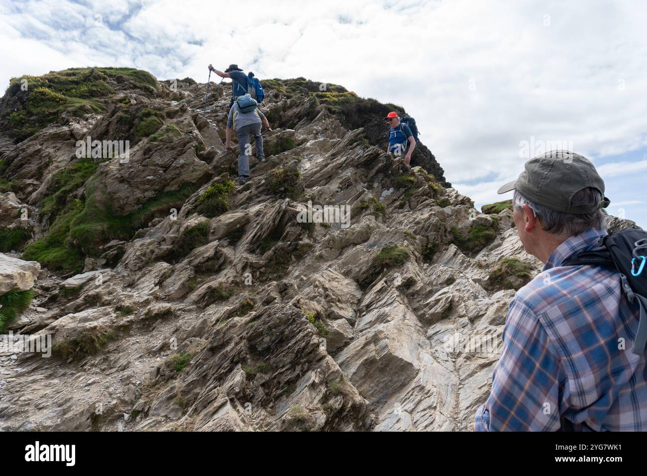 Cat Bells marchant dans Cumbria Banque D'Images