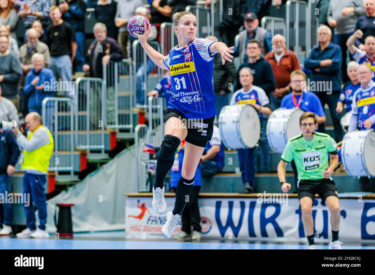 Blomberg, Deutschland. 06 novembre 2024. Alexia Hauf (HSG Blomberg-Lippe, #31) im Torwurf GER, HSG Blomberg-Lippe v. V.S. VfL Oldenburg, Handball, DHB-Pokal Frauen, Viertelfinale, Spielzeit 2024/2025, 06.11.2024 Foto : Eibner-Pressefoto/Jan Rollinger crédit : dpa/Alamy Live News Banque D'Images