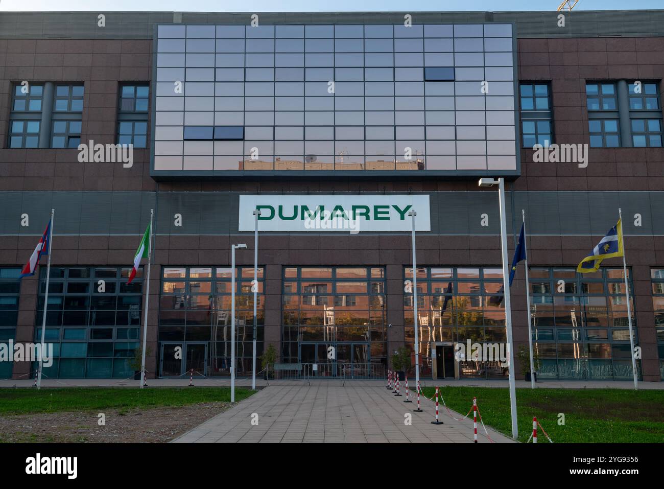 Dumarey Group vise la haute technologie pour la recherche et le développement qui vise à améliorer les grands moteurs à cycle classique et les projets à hydrogène. actualités . Banque D'Images